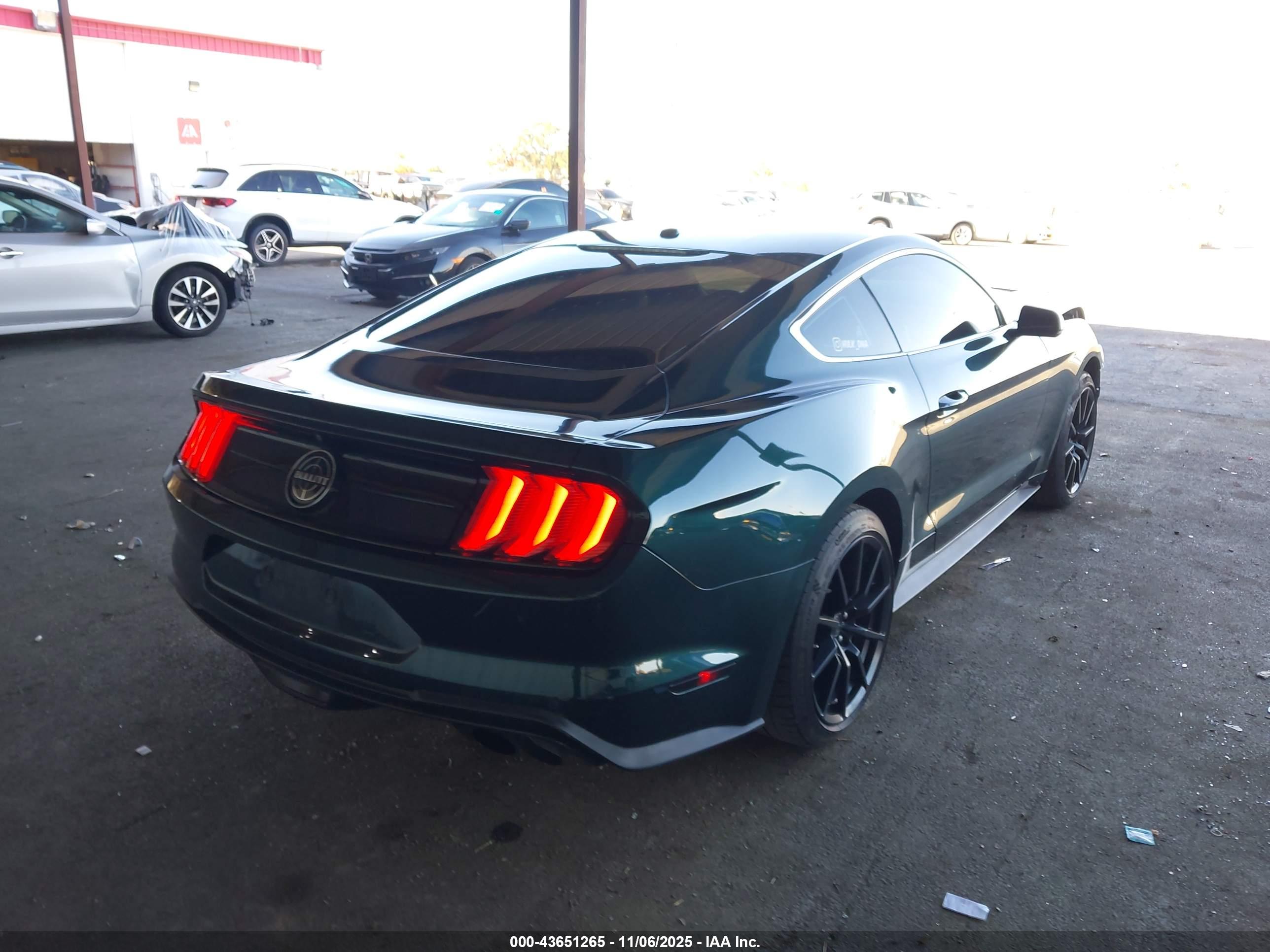 FORD MUSTANG image 4