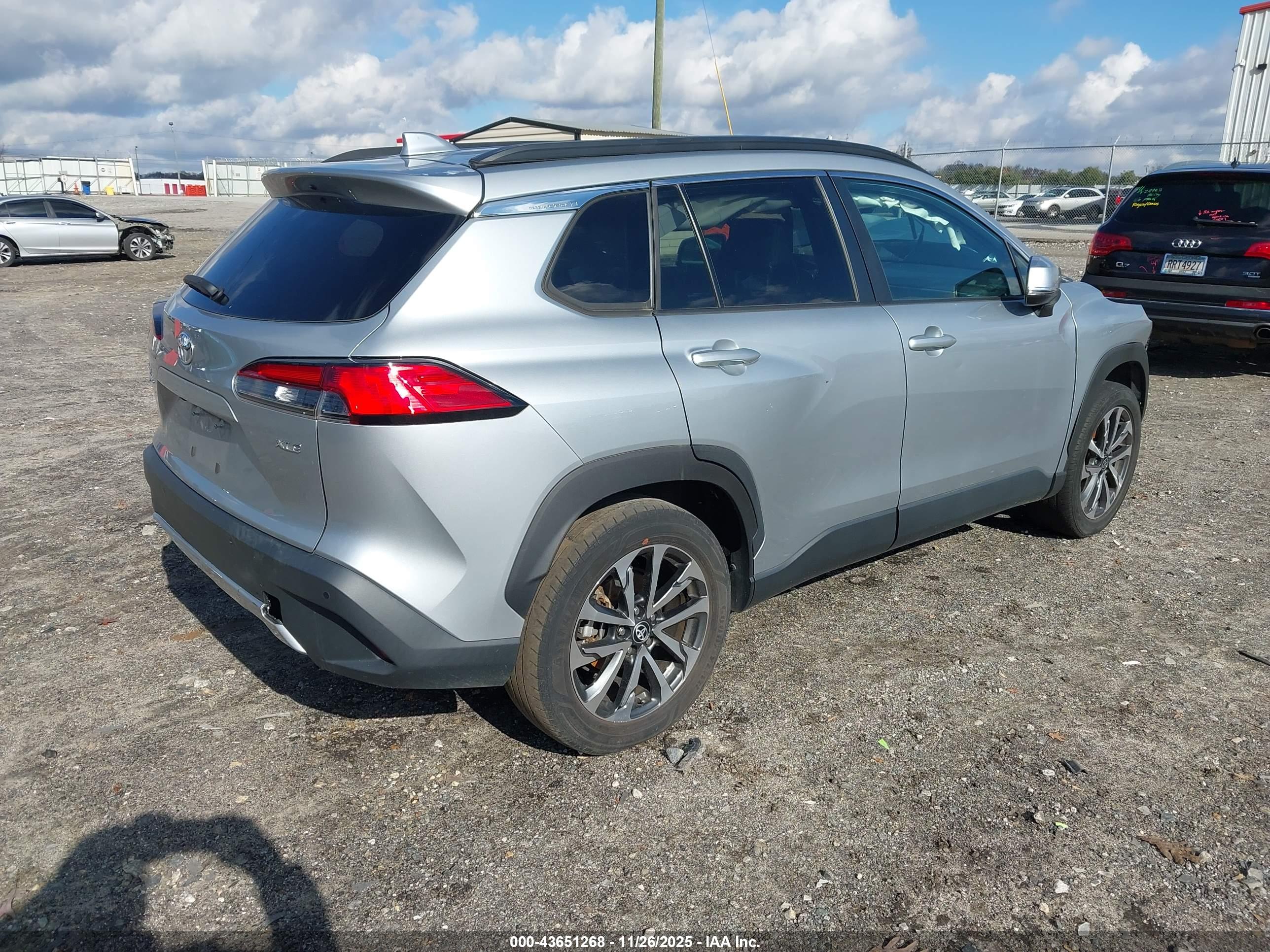 TOYOTA COROLLA image 4