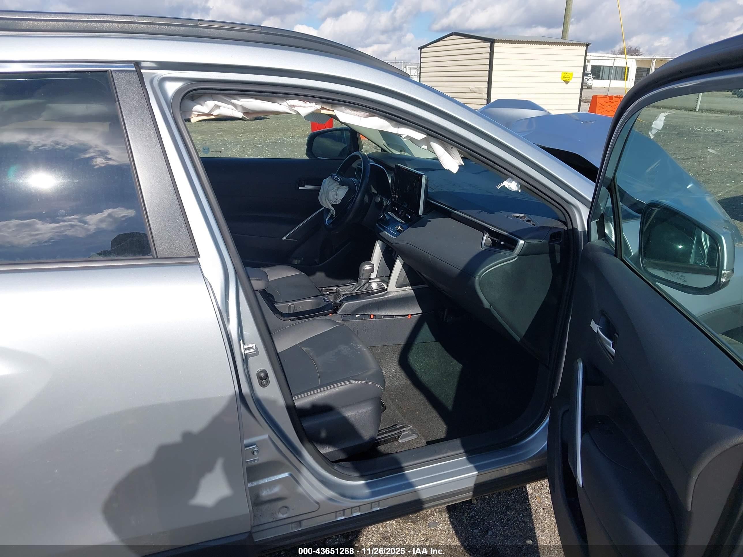 TOYOTA COROLLA image 5