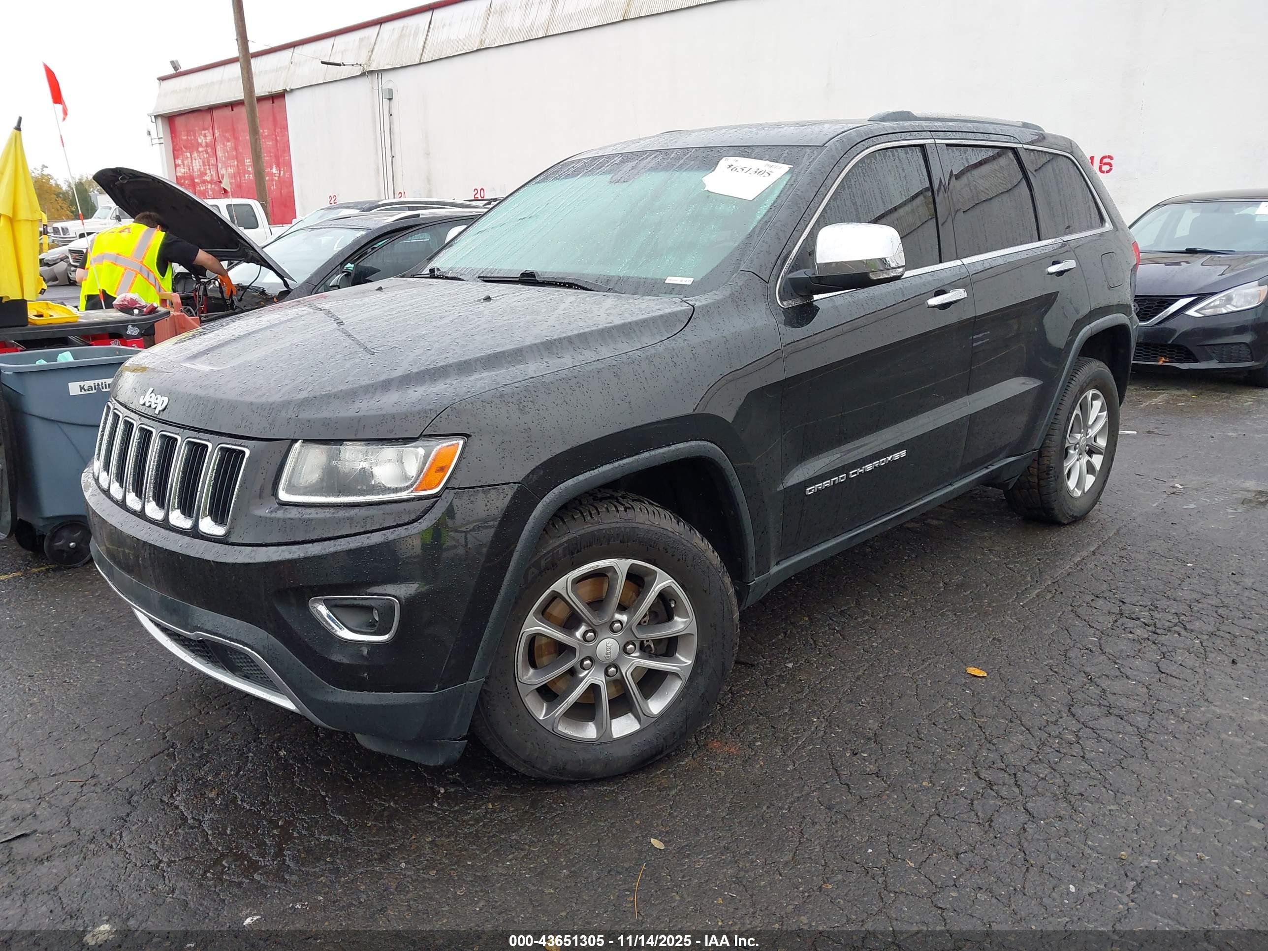 JEEP GRAND image 2