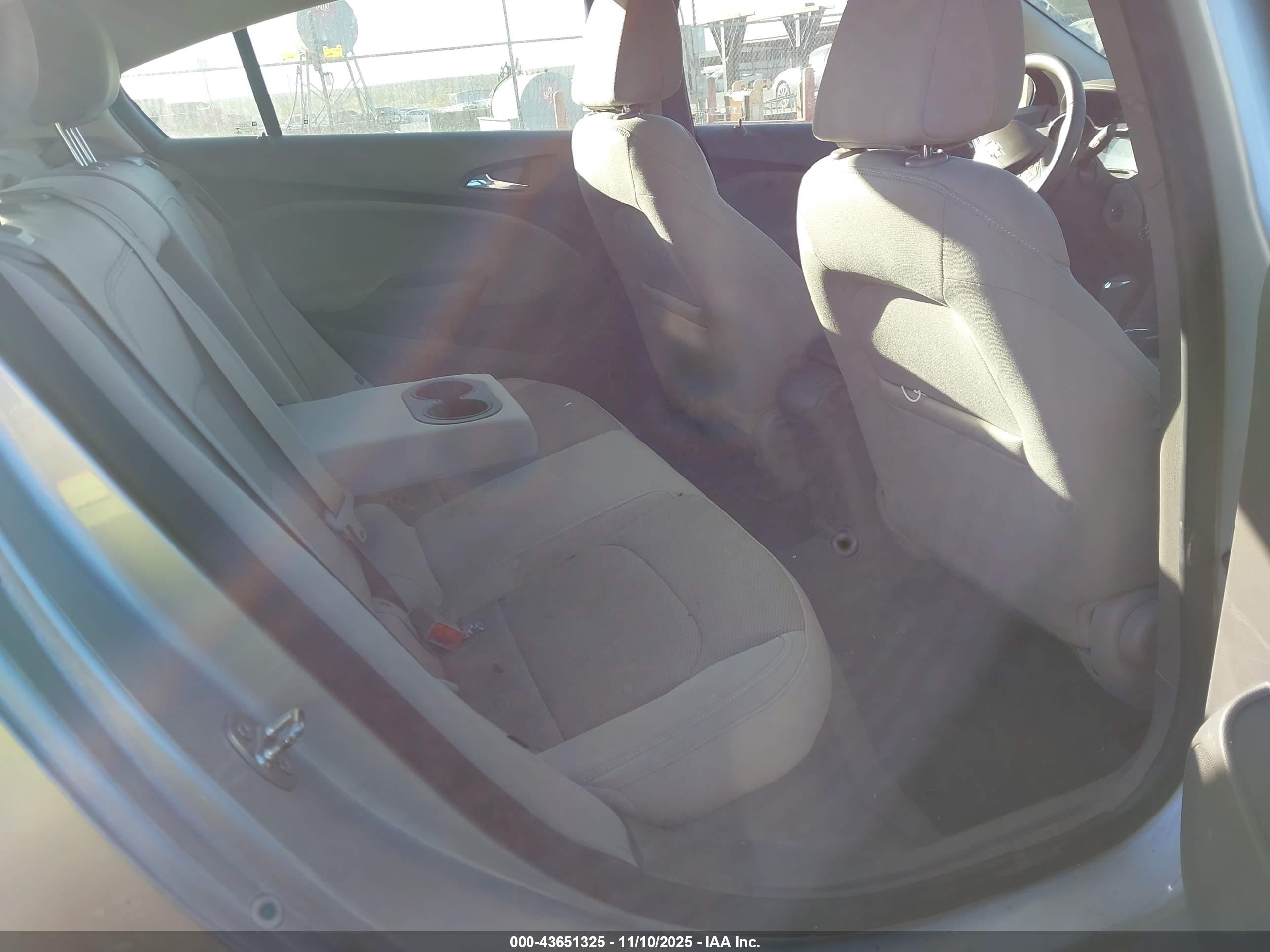 CHEVROLET CRUZE image 8