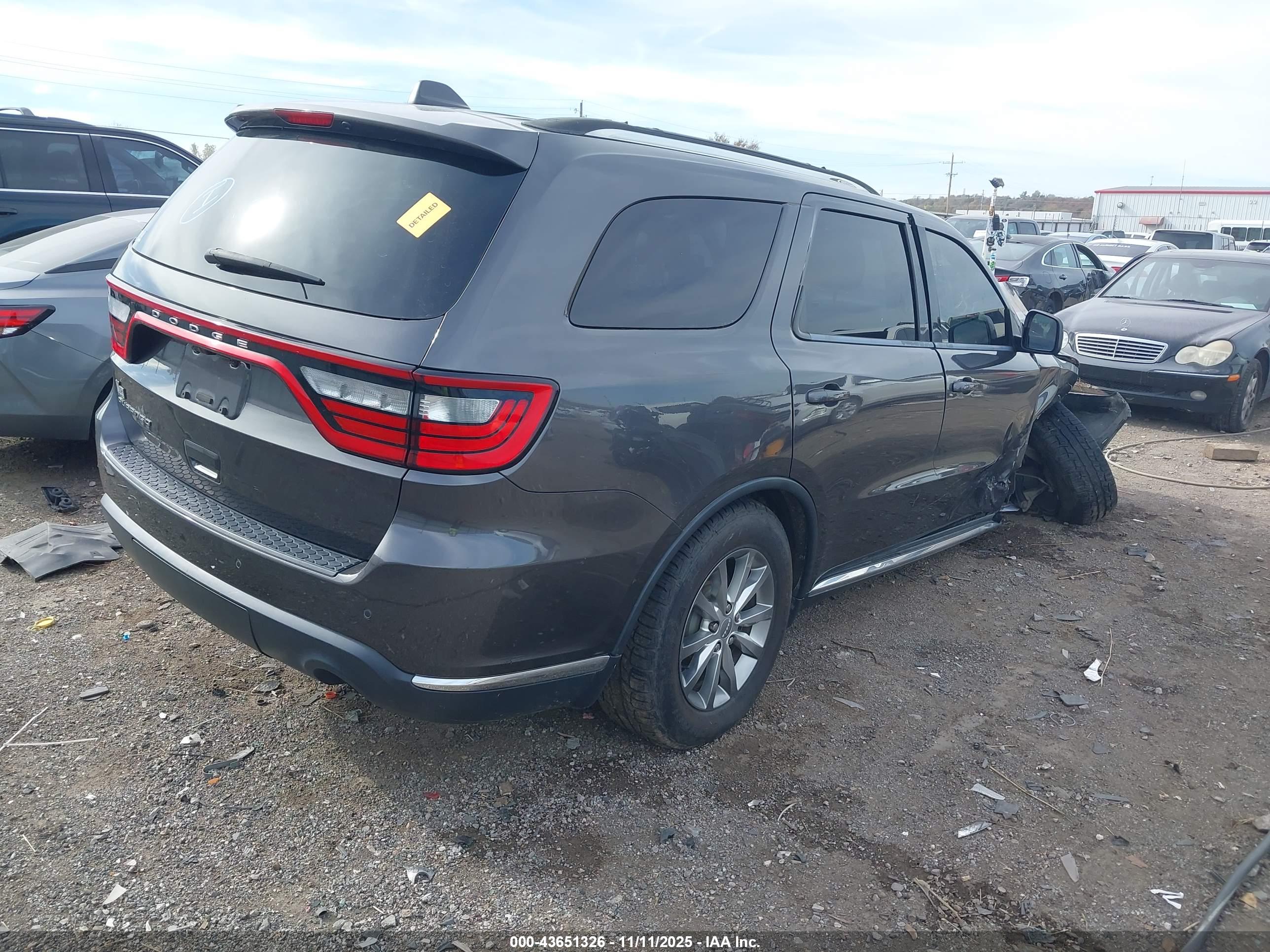 DODGE DURANGO image 4