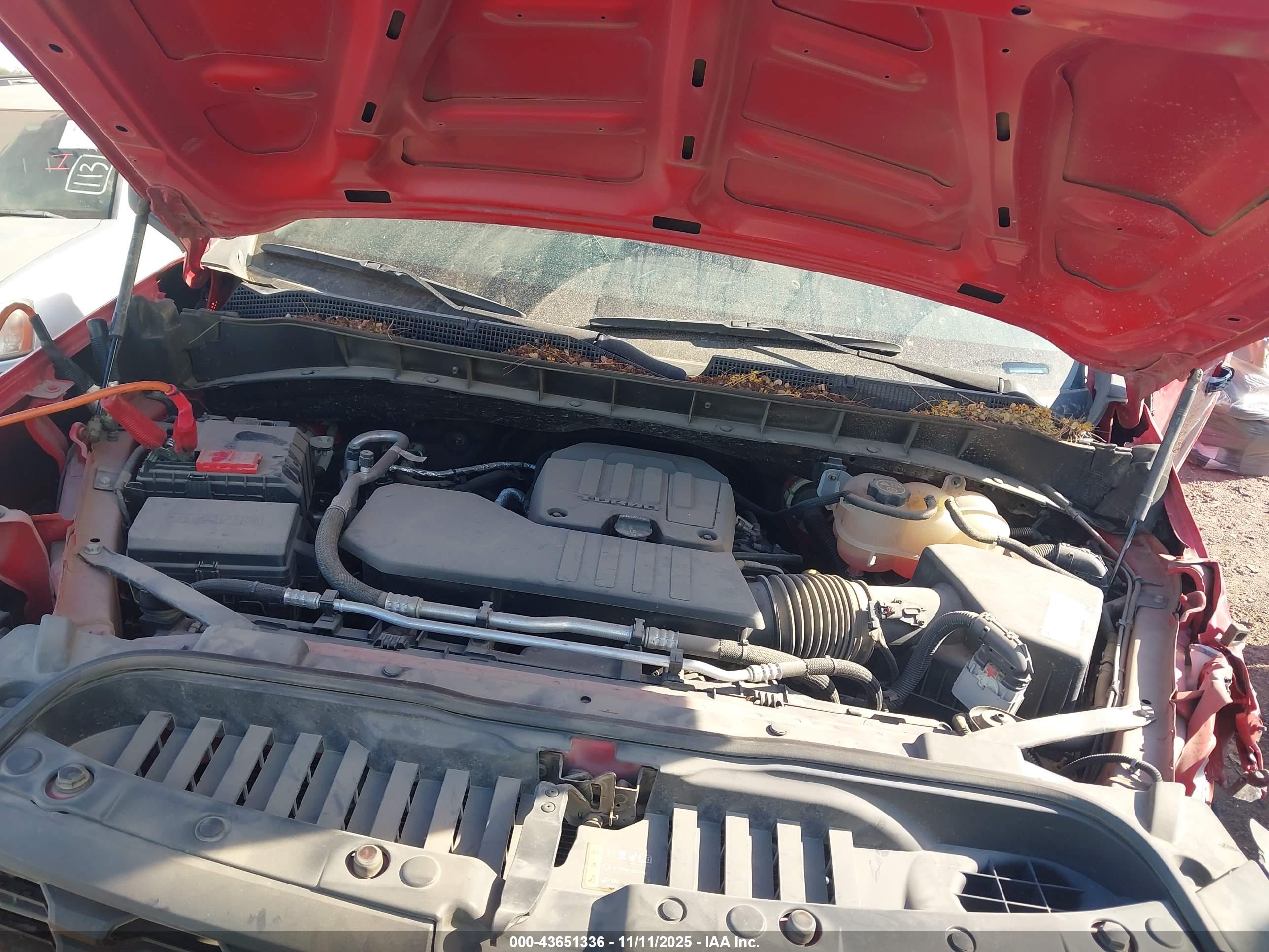 CHEVROLET SILVERADO image 10