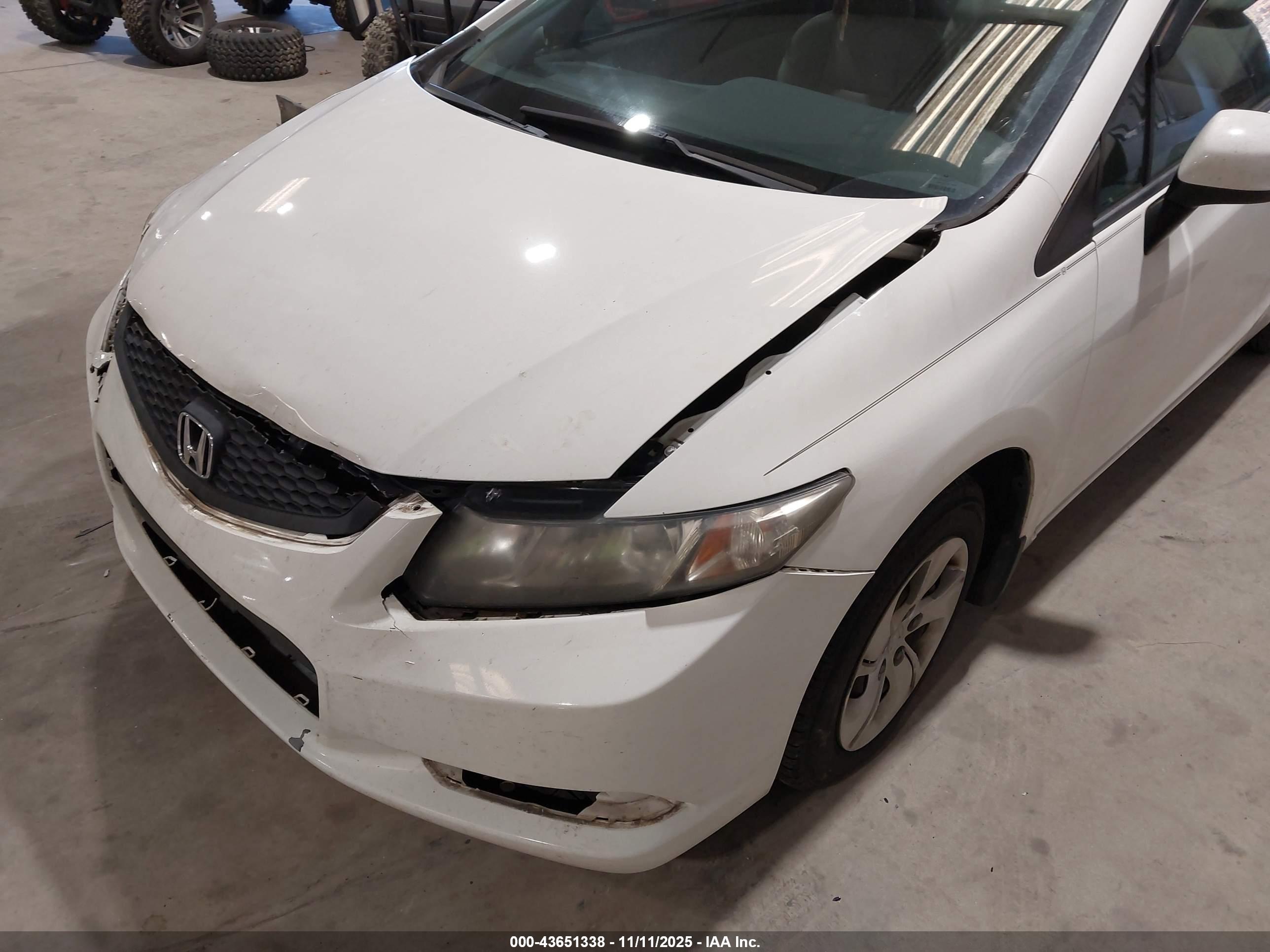HONDA CIVIC image 6