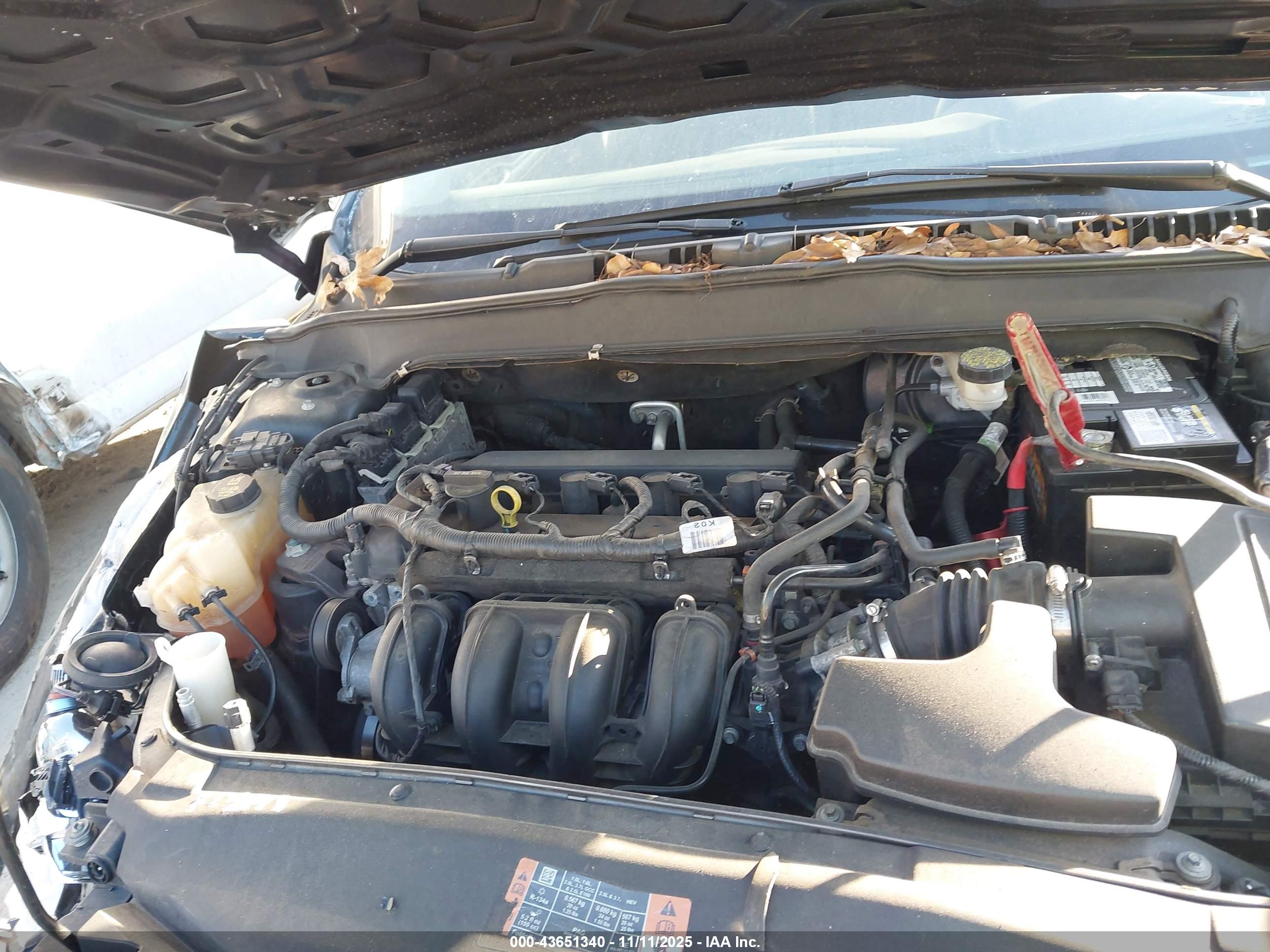 FORD FUSION image 10