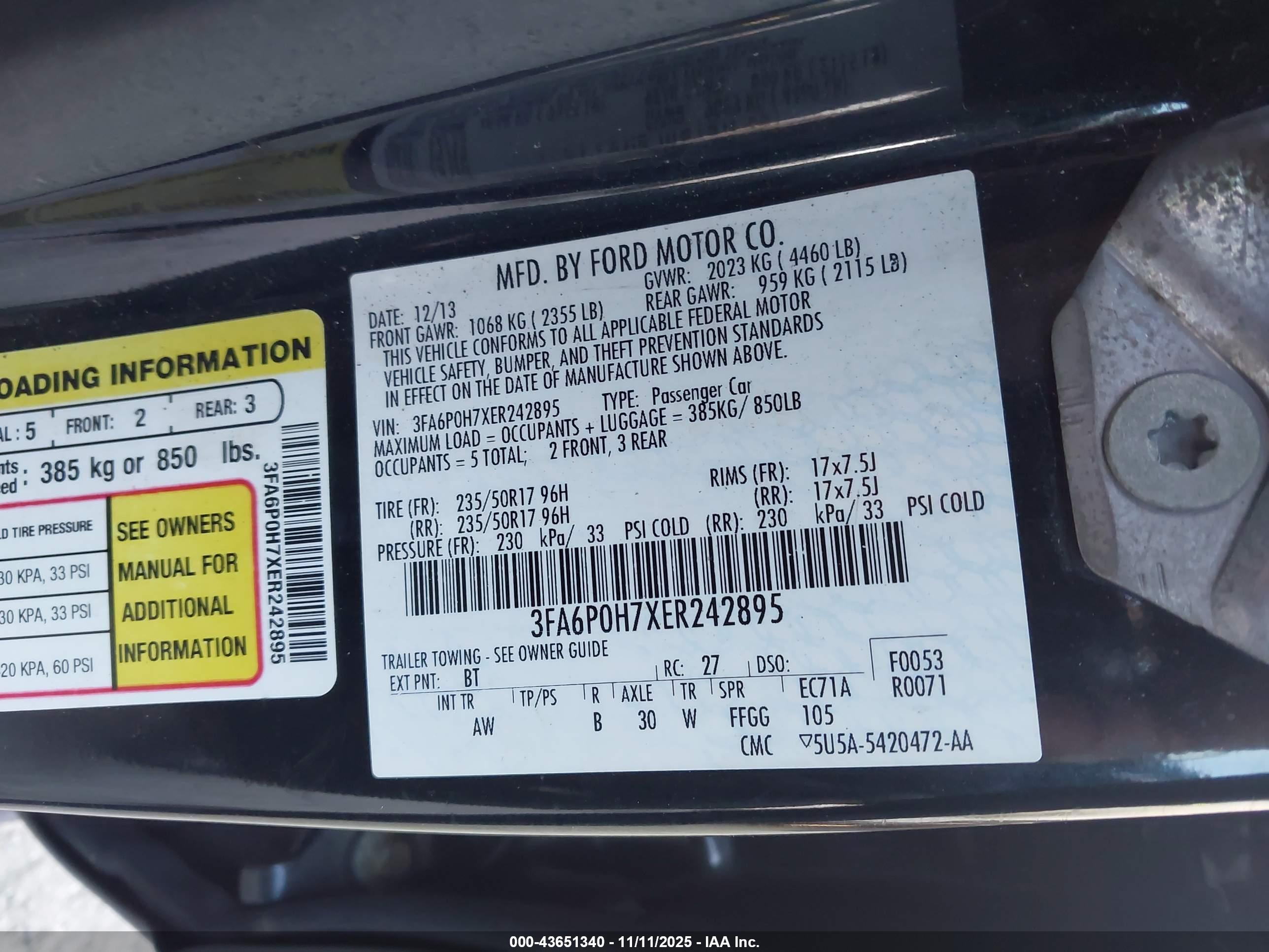FORD FUSION image 9