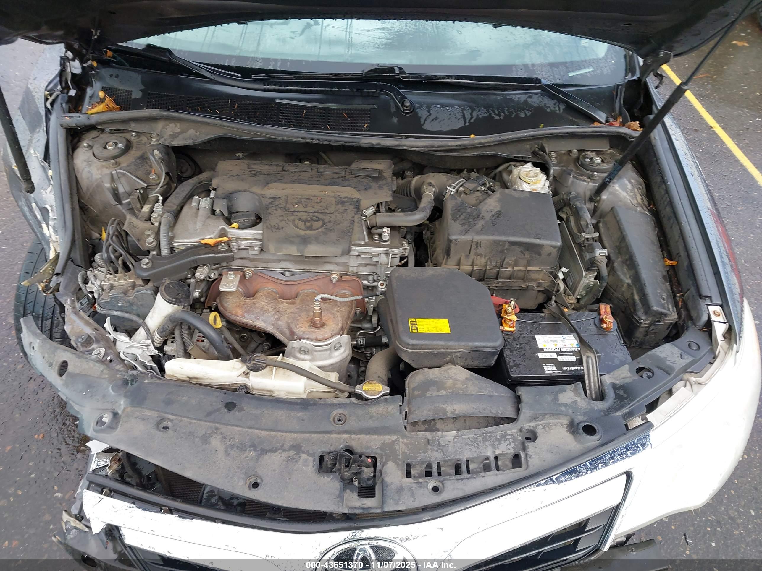 TOYOTA CAMRY image 10