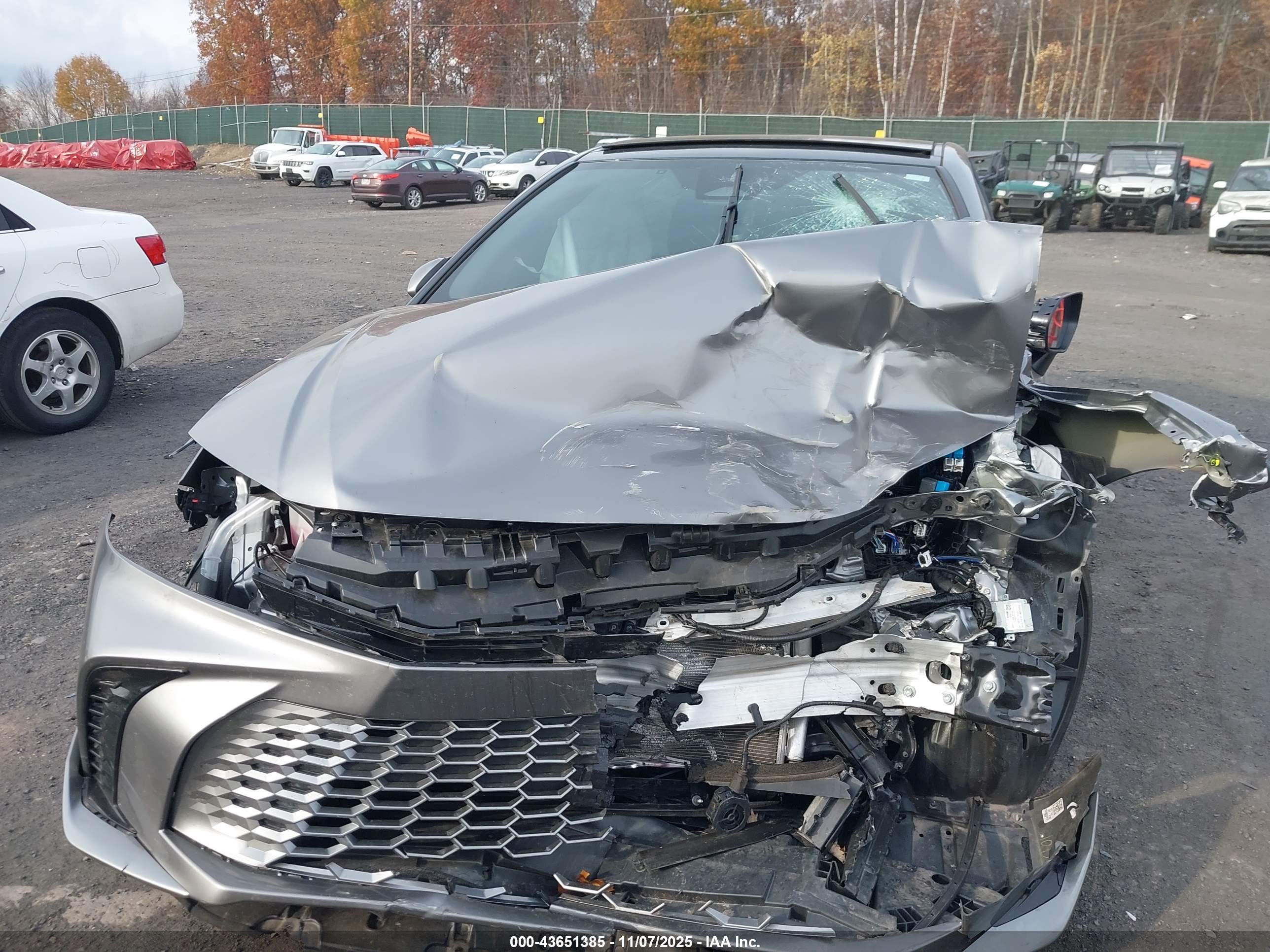 TOYOTA CAMRY image 6