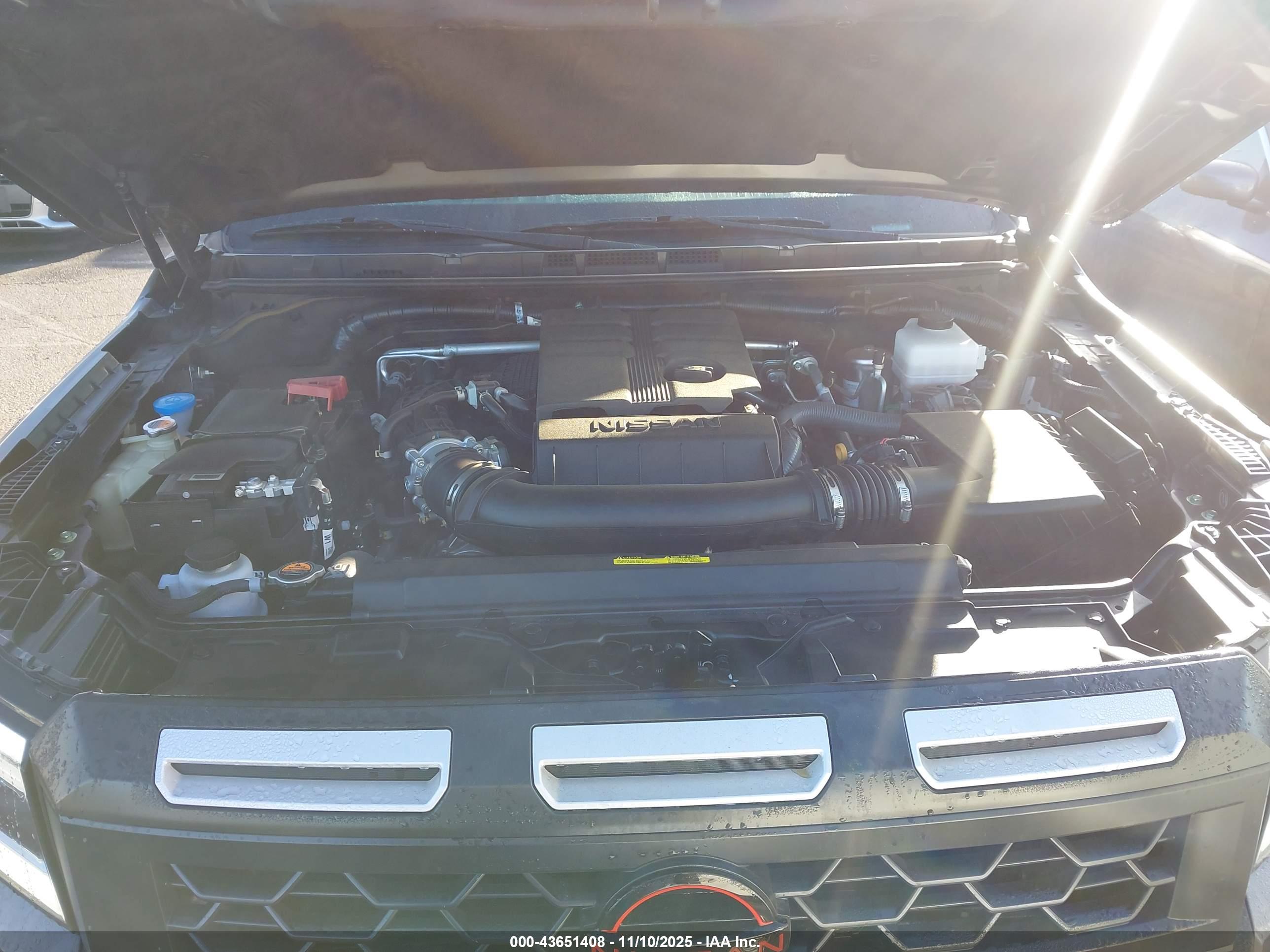 NISSAN FRONTIER image 10