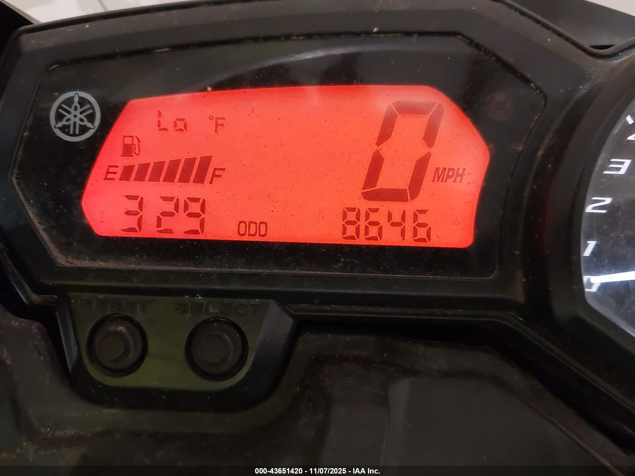 YAMAHA FZ6 image 7