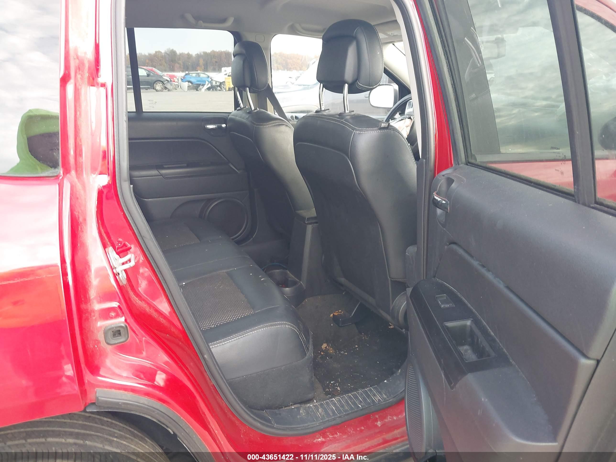 JEEP COMPASS image 8