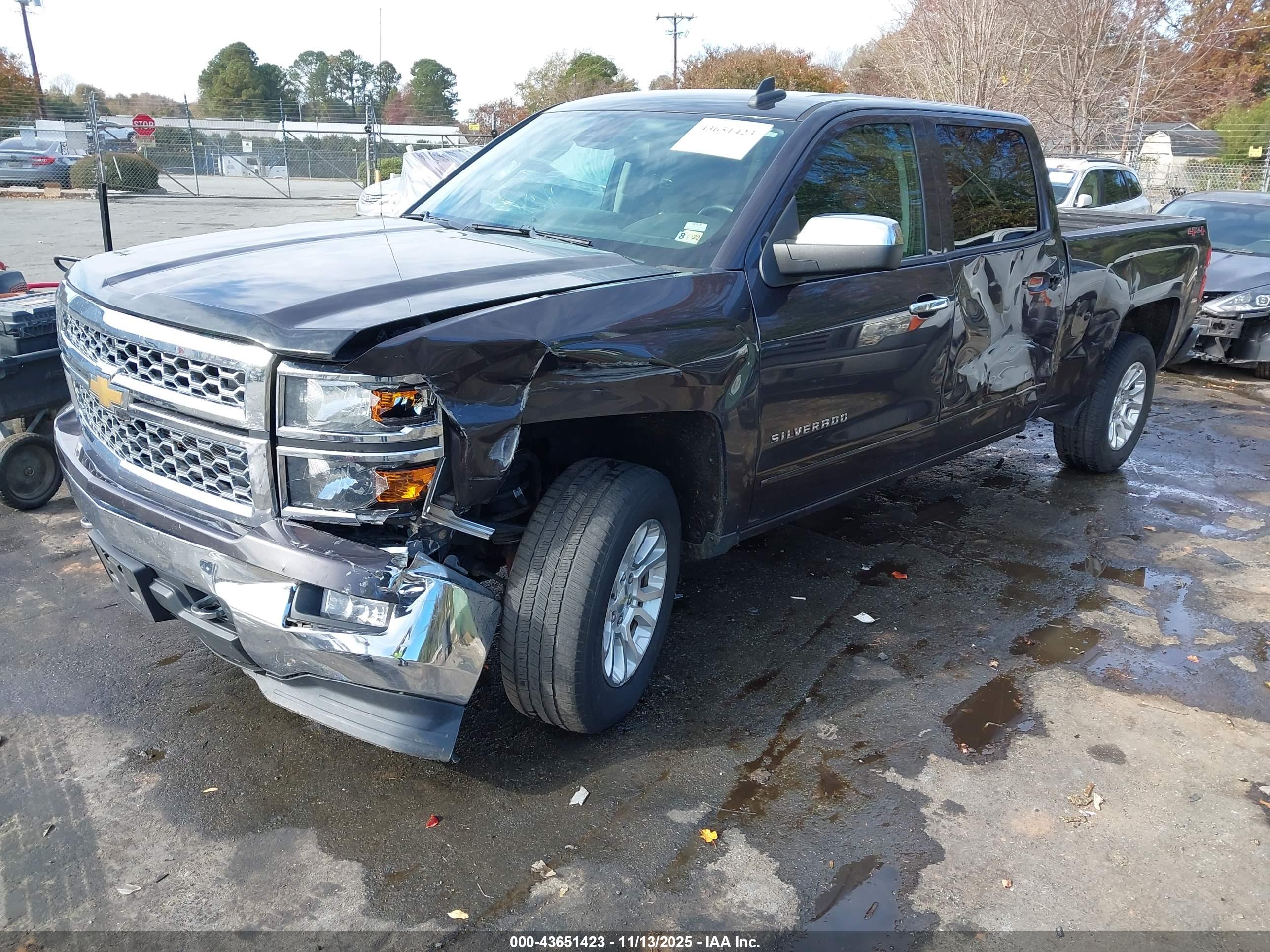 CHEVROLET SILVERADO image 2