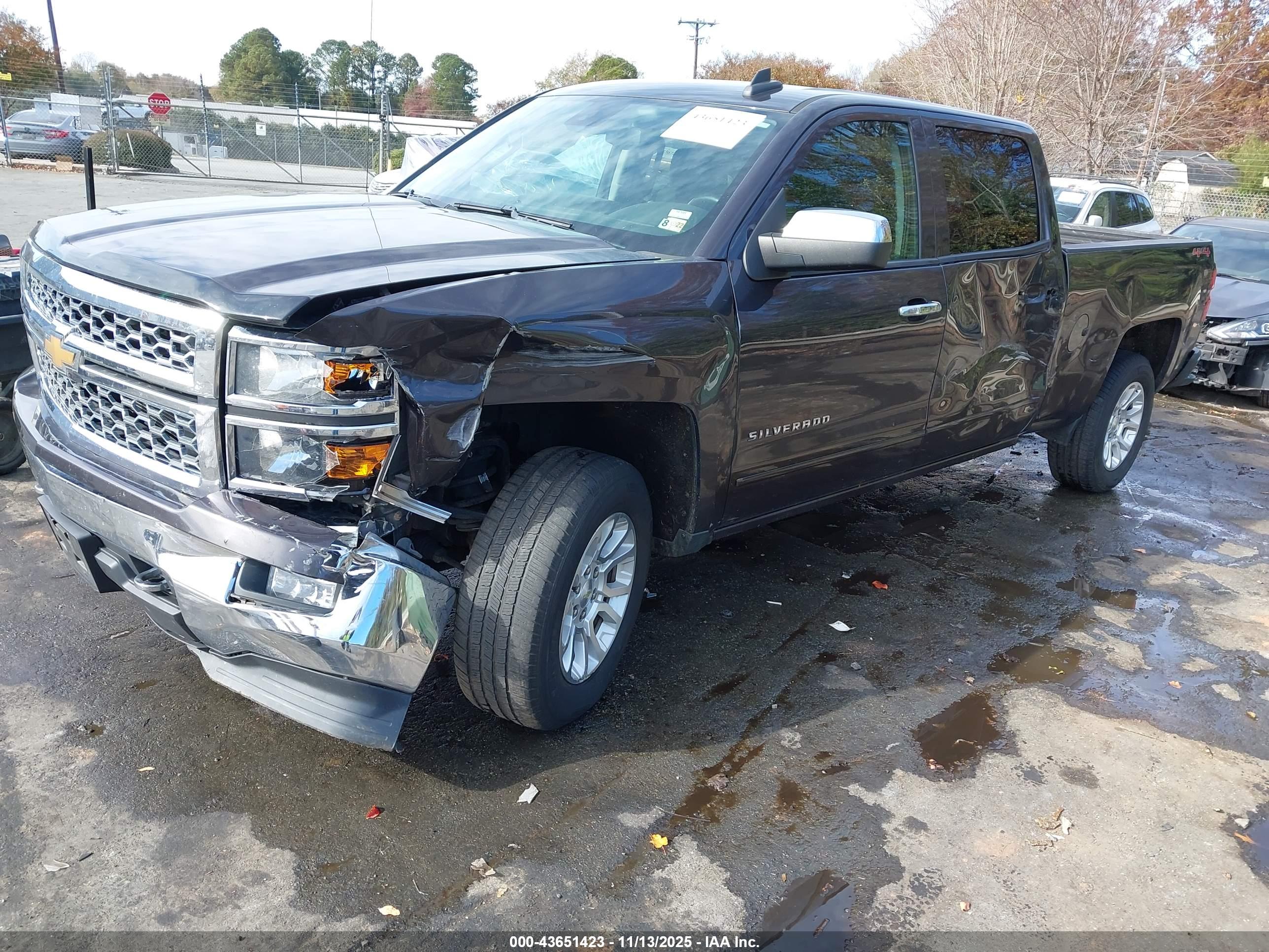 CHEVROLET SILVERADO image 6