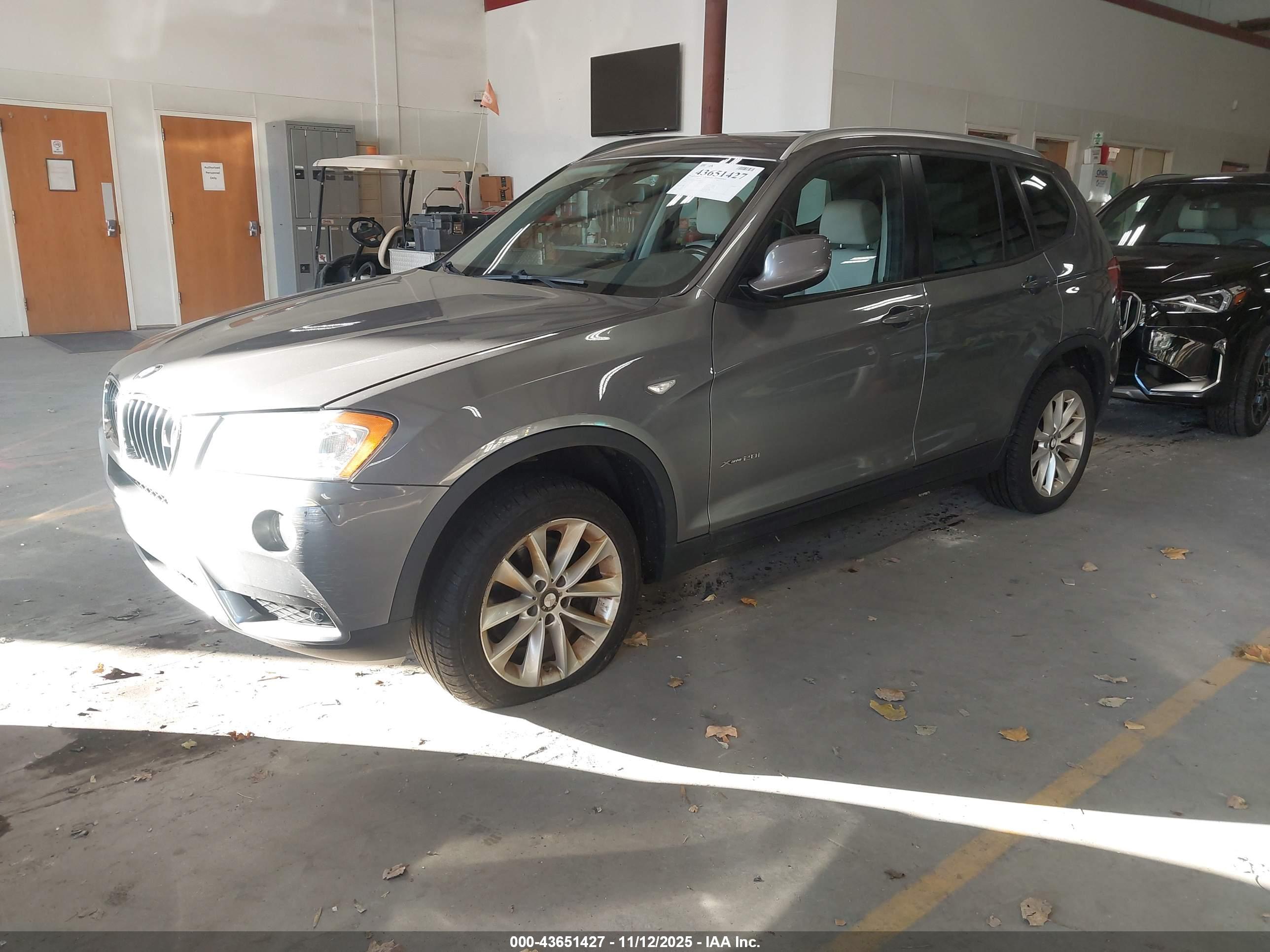 BMW X3 image 2