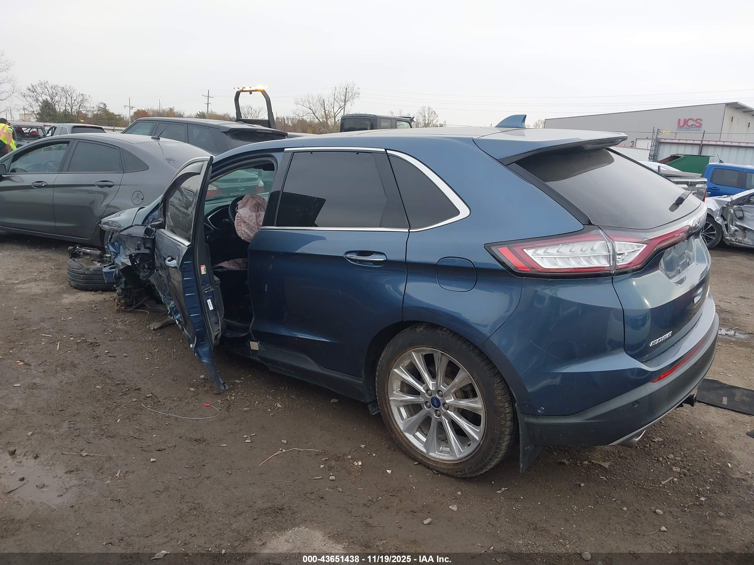FORD EDGE image 3