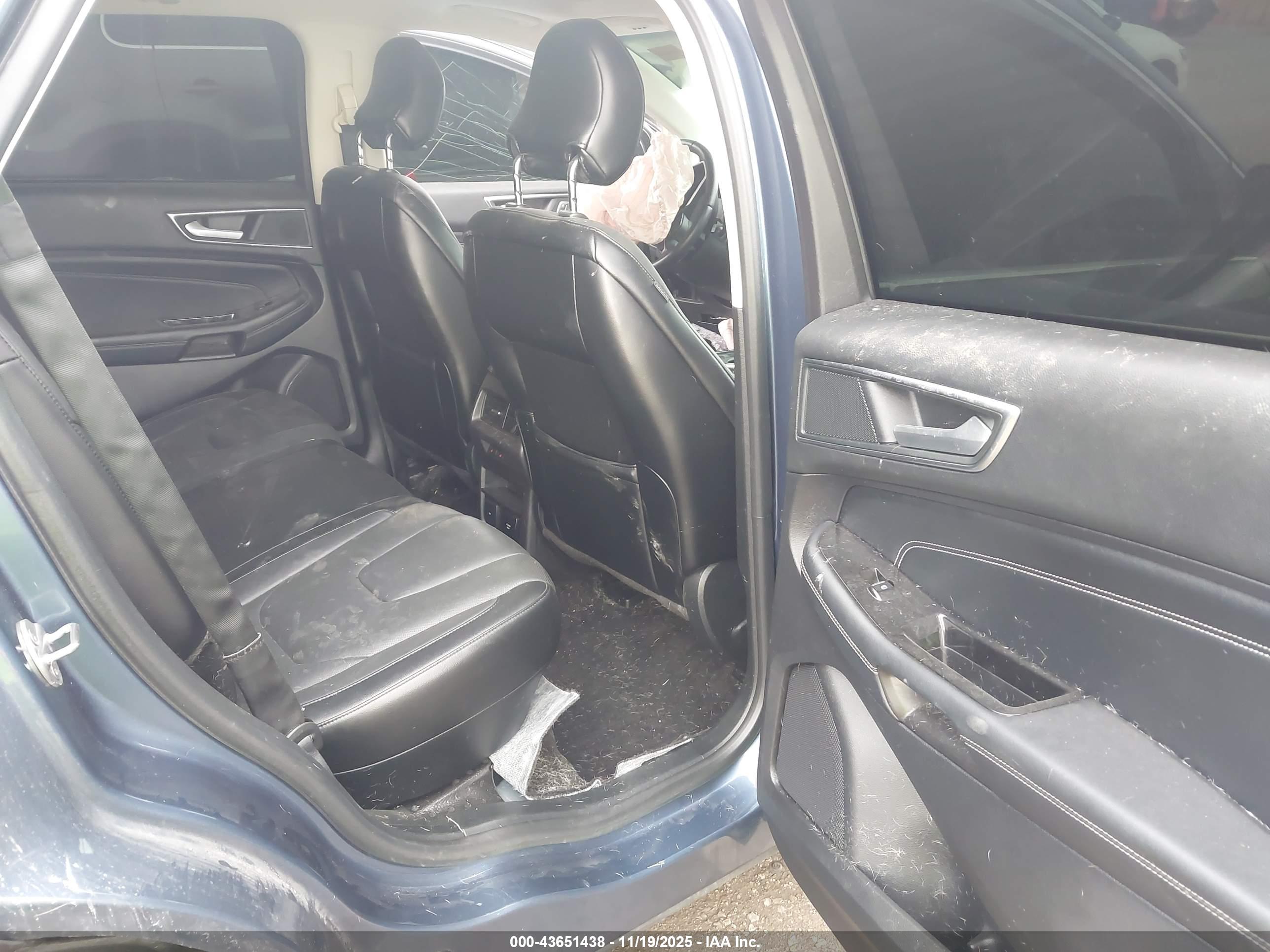 FORD EDGE image 8