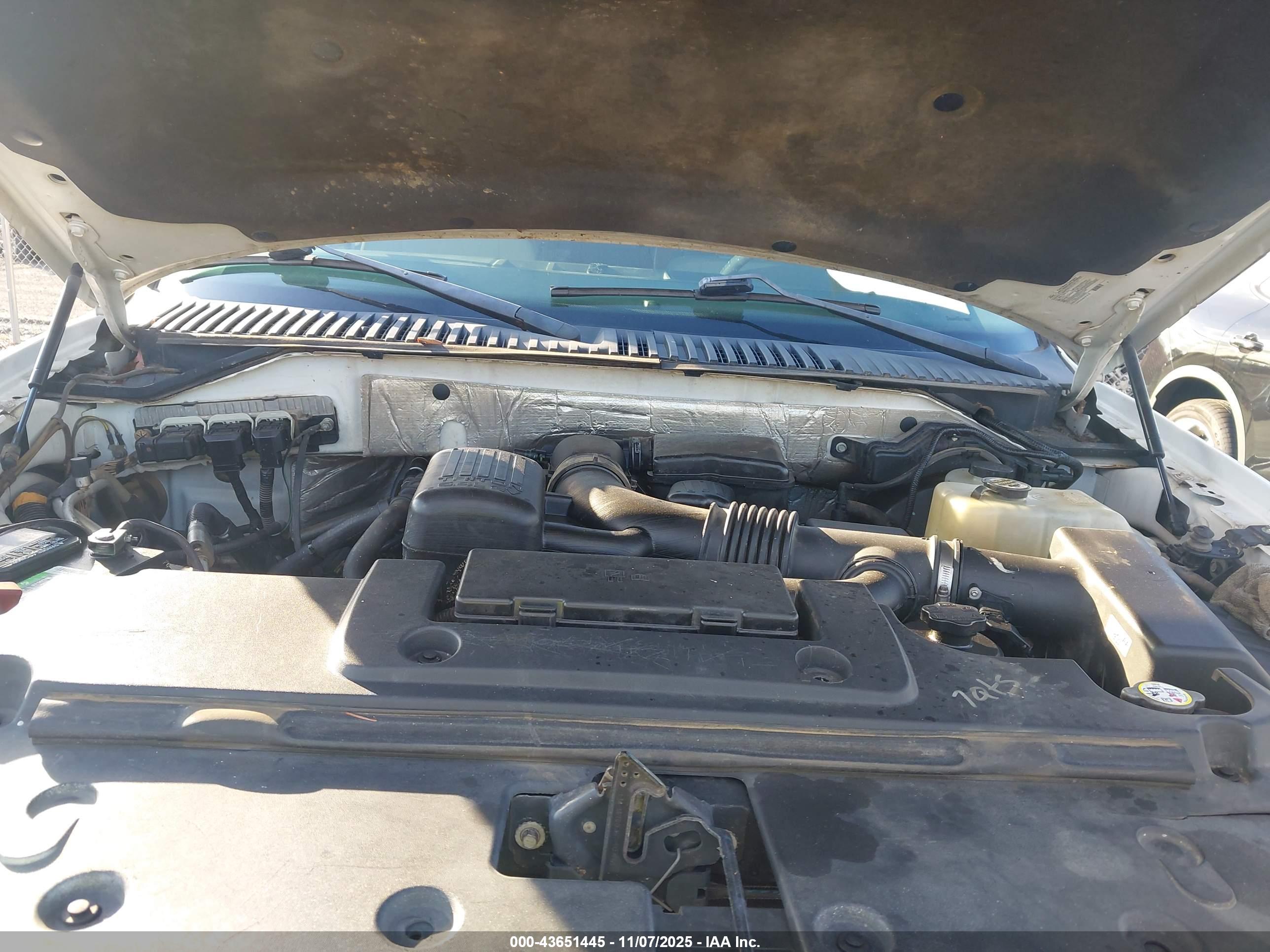FORD EXPEDITION image 10