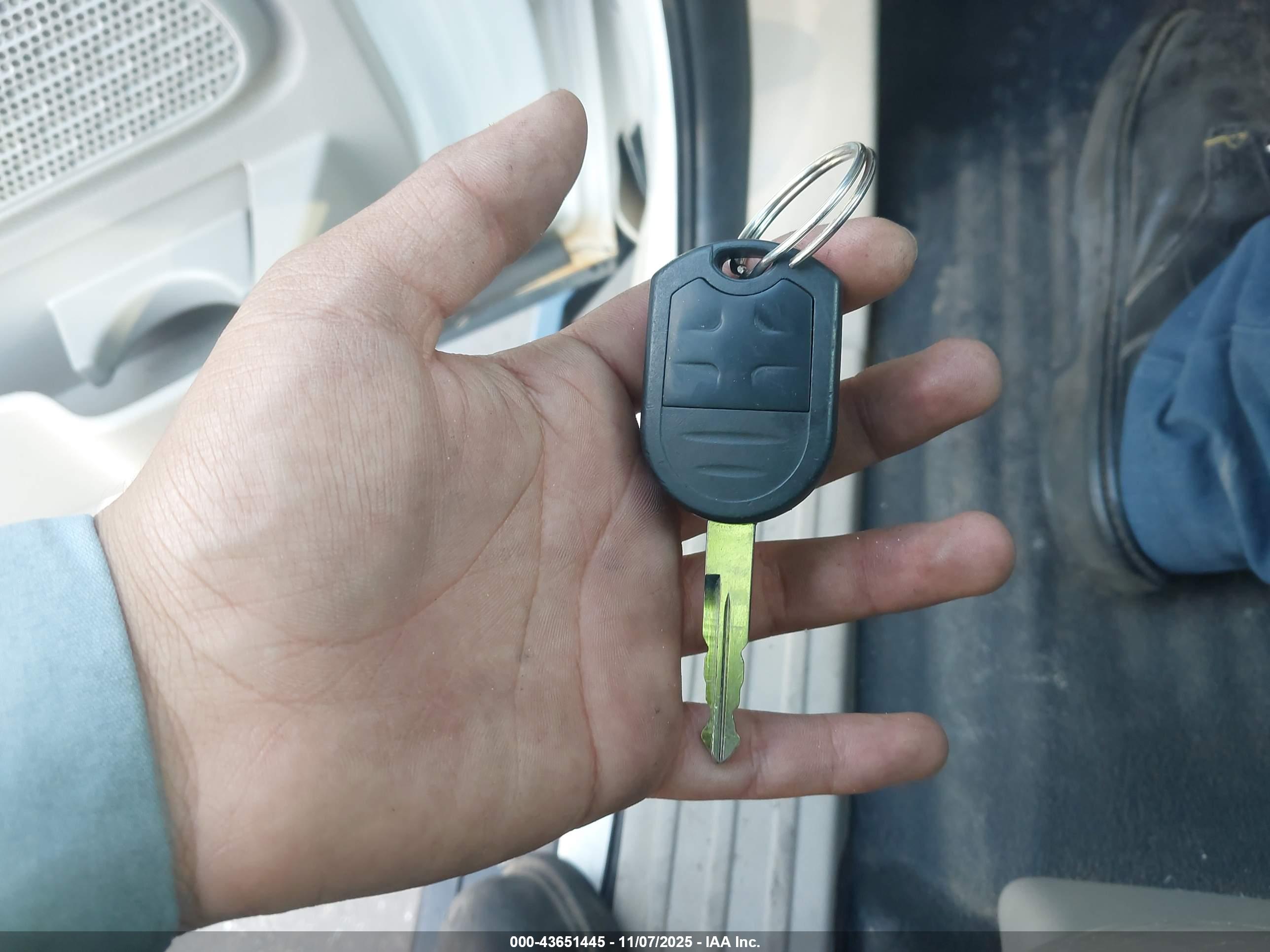 FORD EXPEDITION image 11