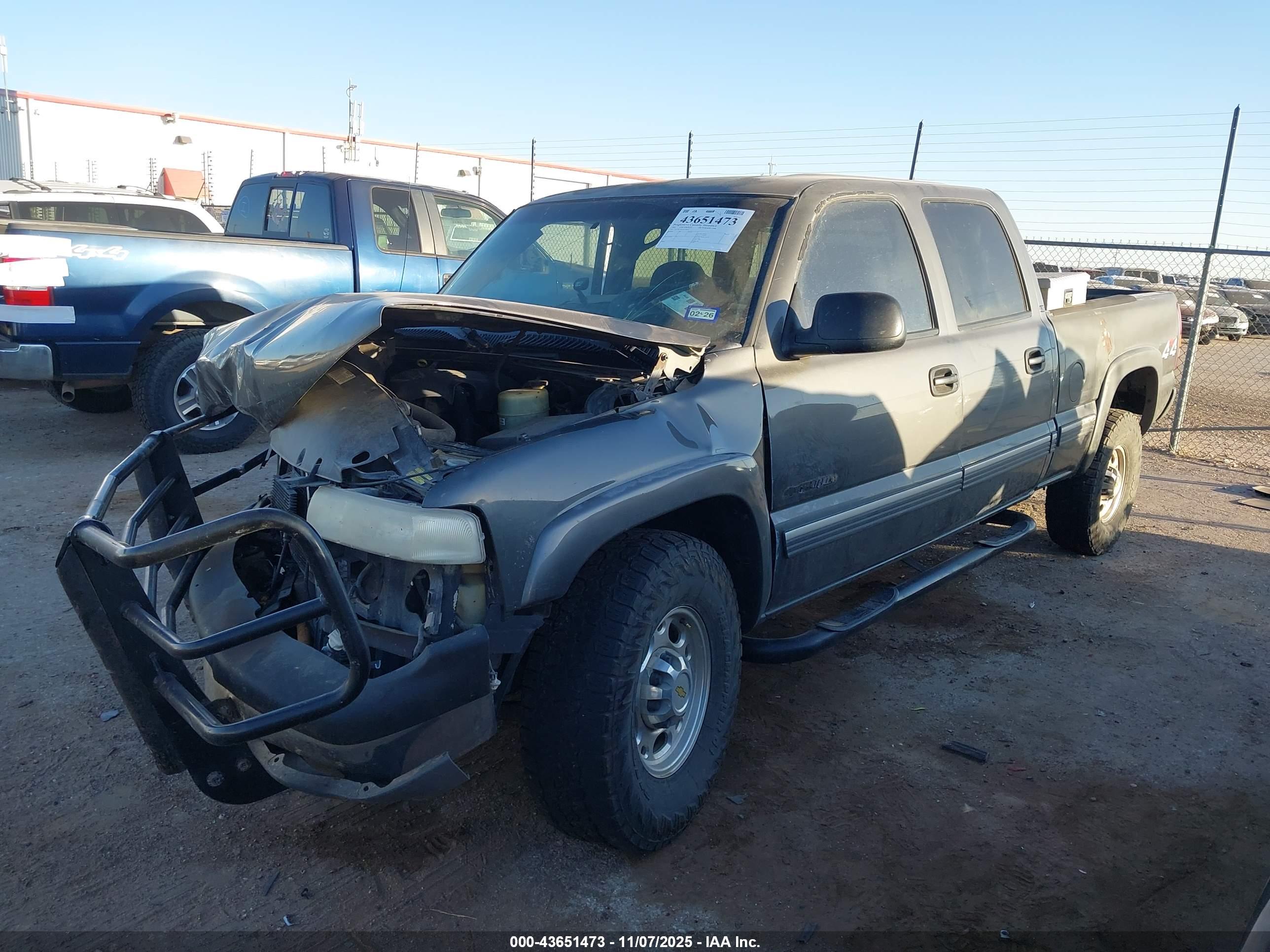CHEVROLET SILVERADO image 2