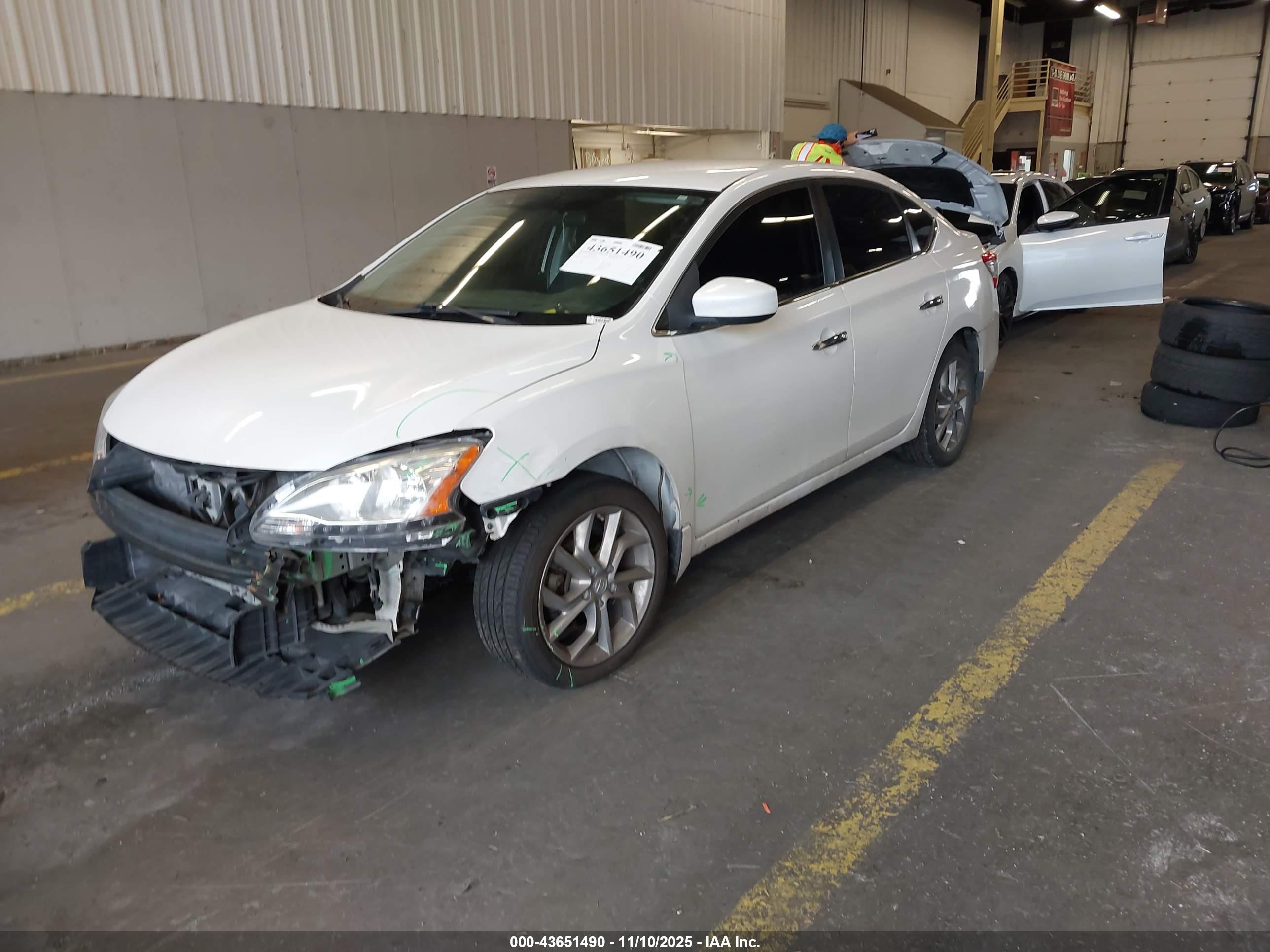 NISSAN SENTRA image 2