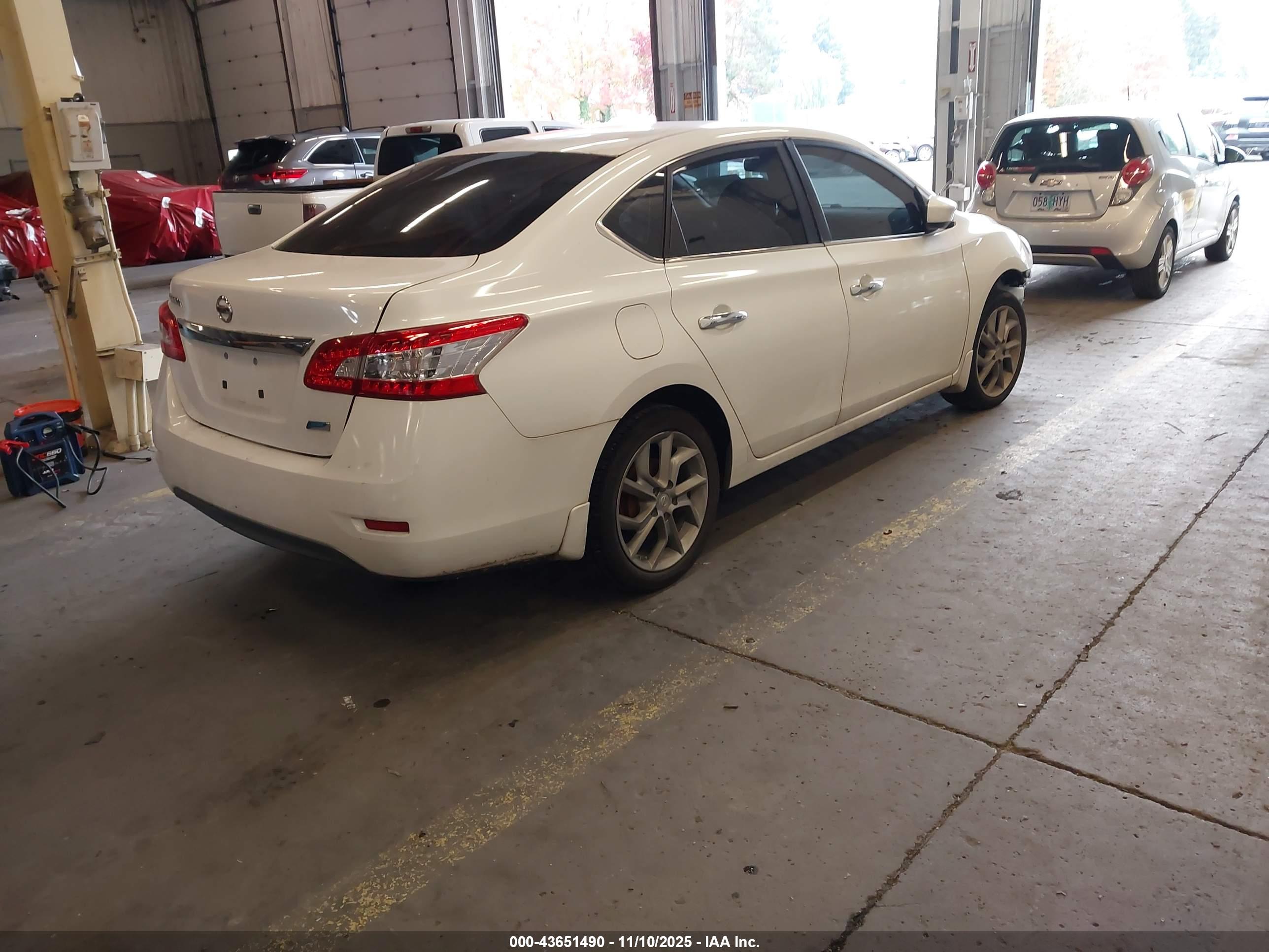 NISSAN SENTRA image 4