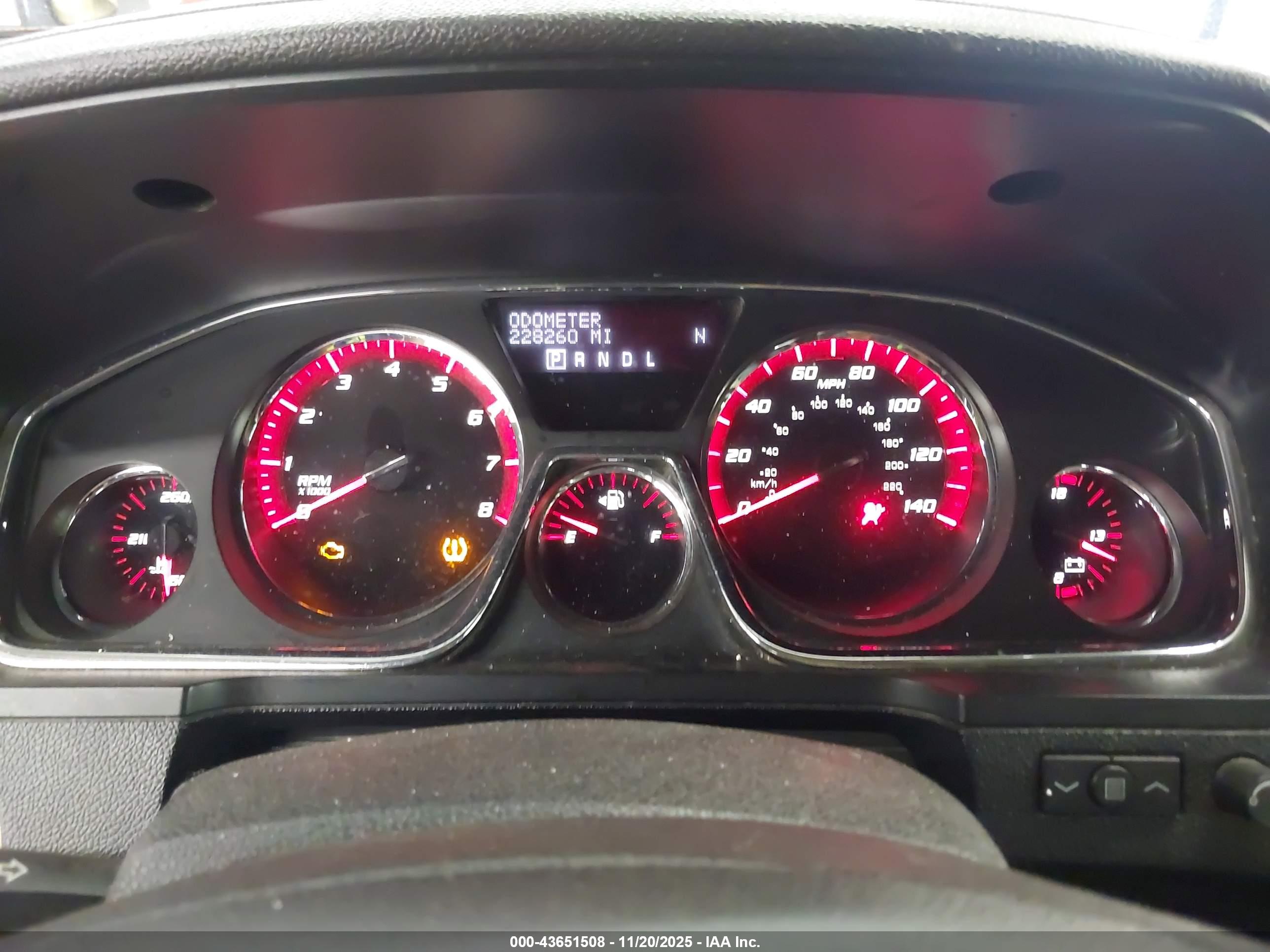 GMC ACADIA image 7