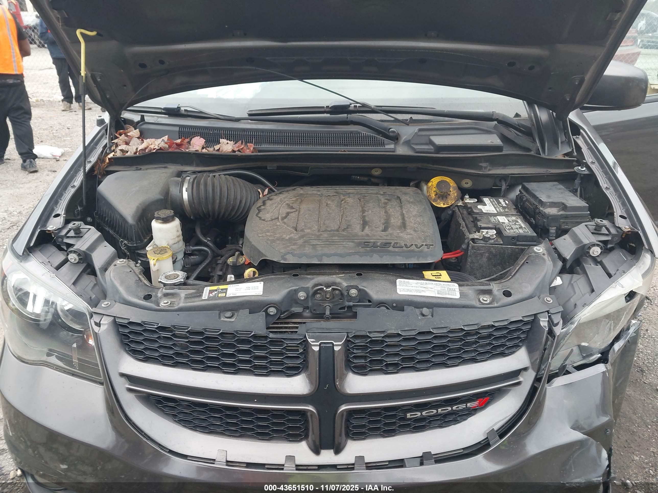 DODGE GRAND image 10