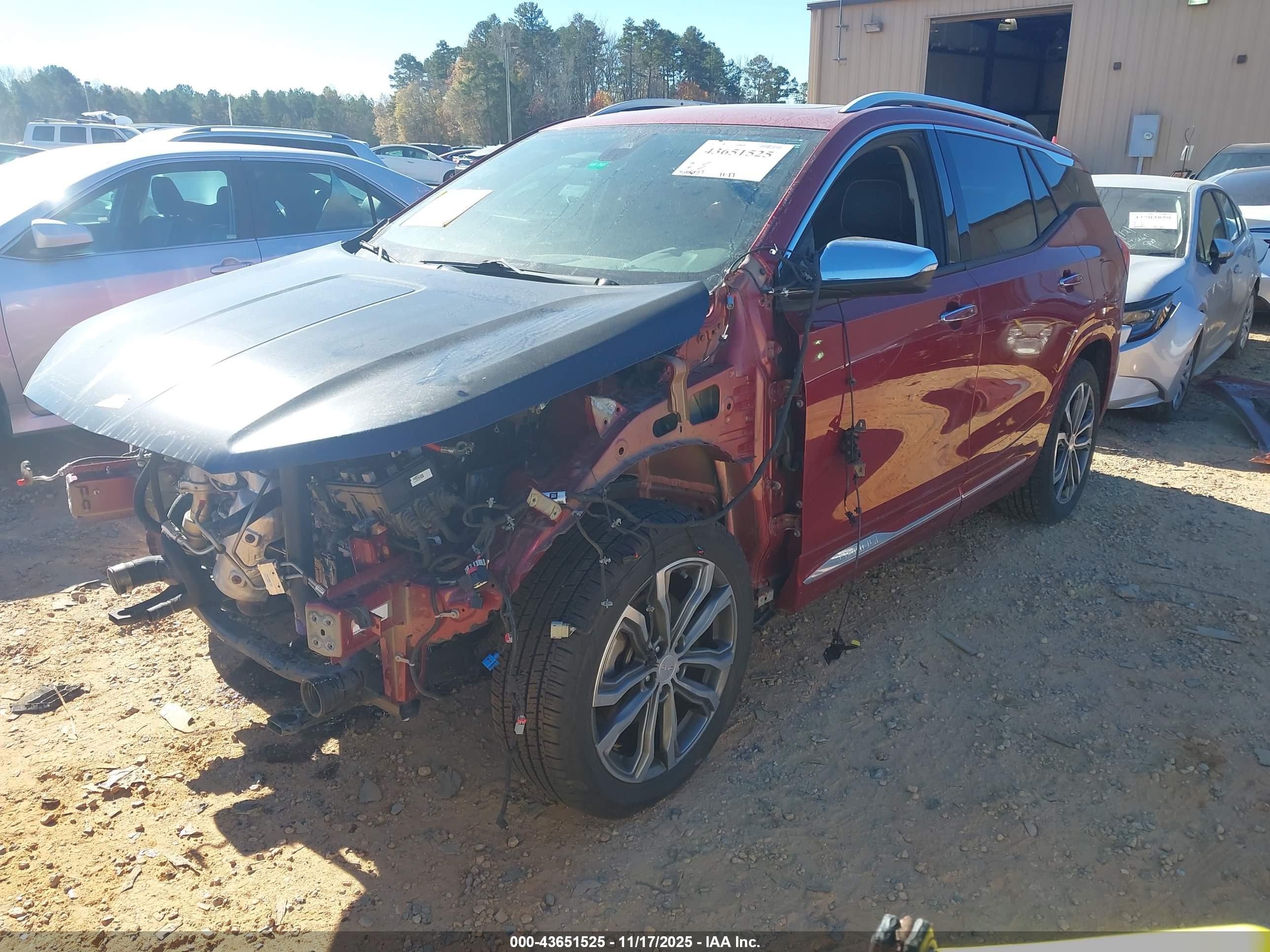GMC TERRAIN image 2