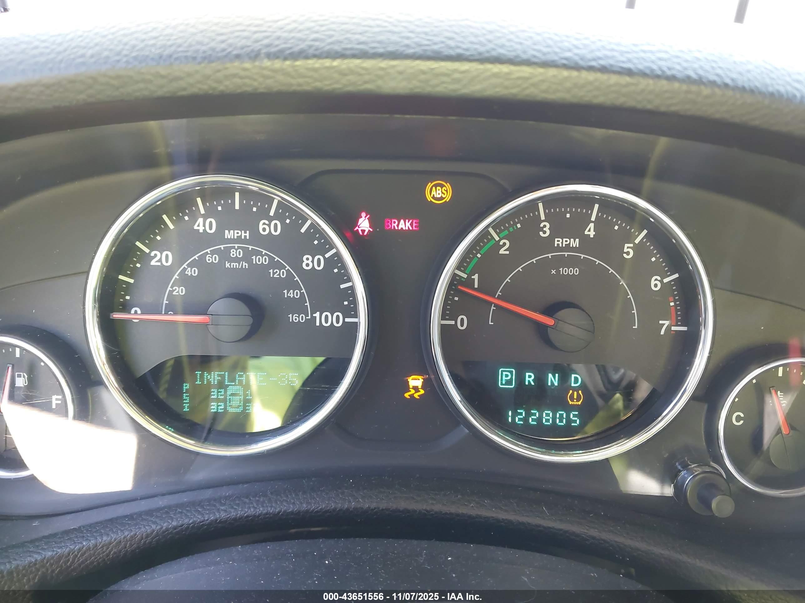 JEEP WRANGLER image 7