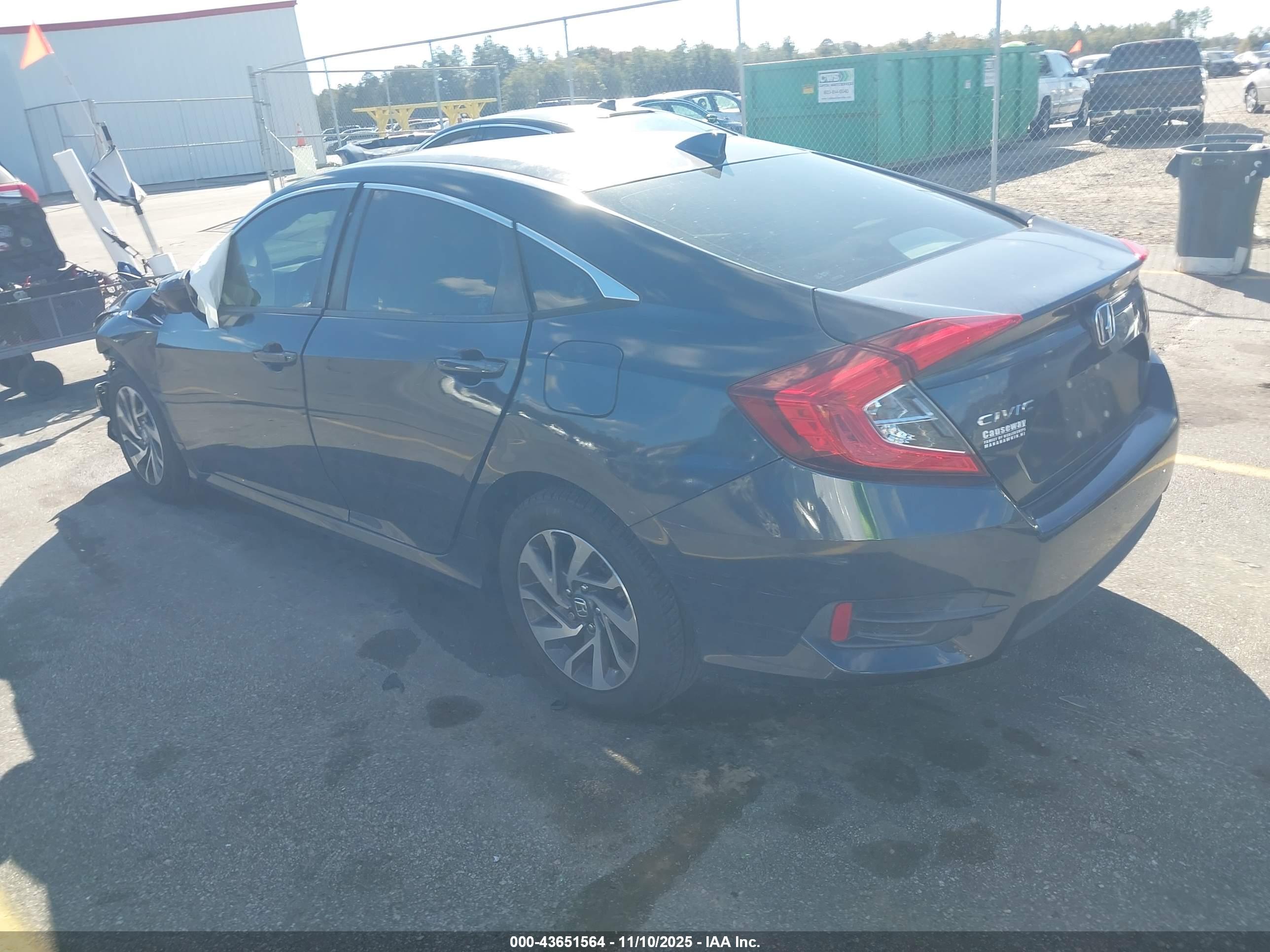 HONDA CIVIC image 3