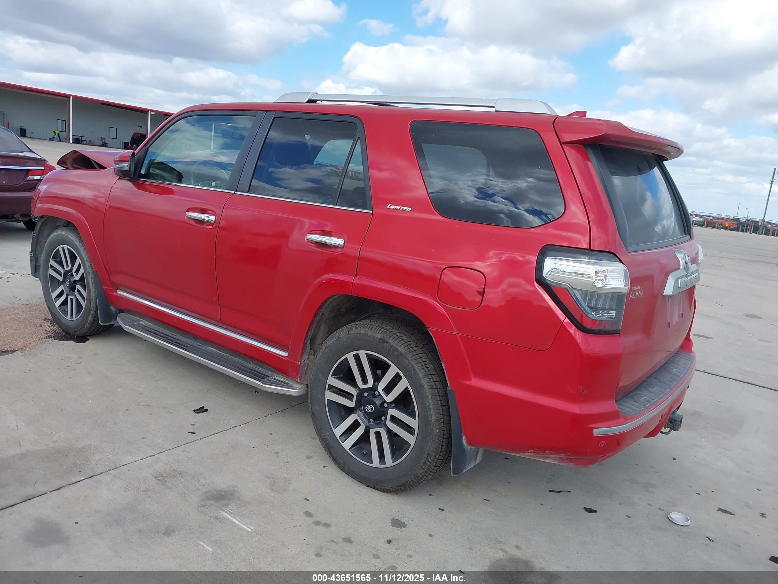 TOYOTA 4RUNNER image 3