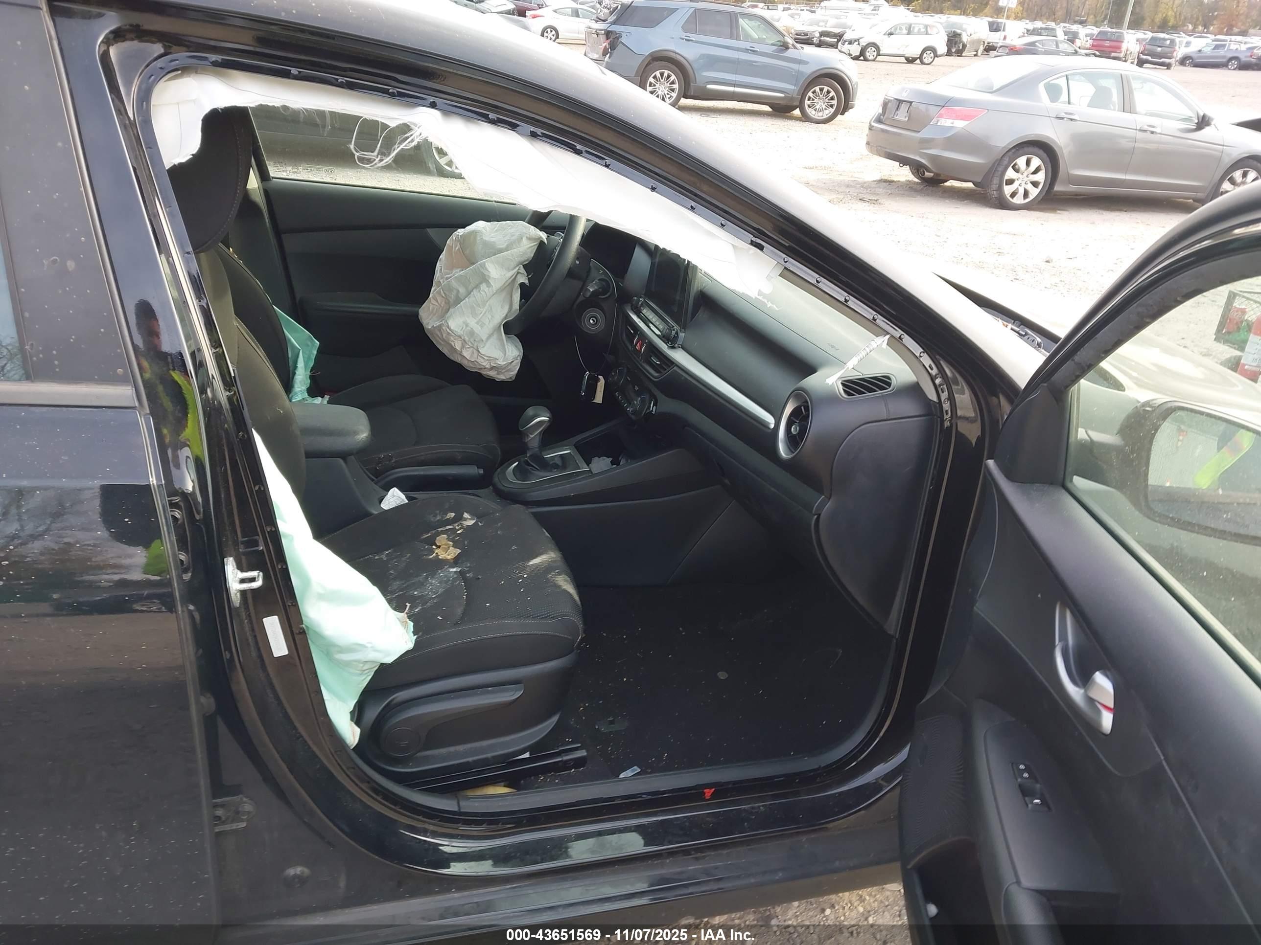 KIA FORTE image 5
