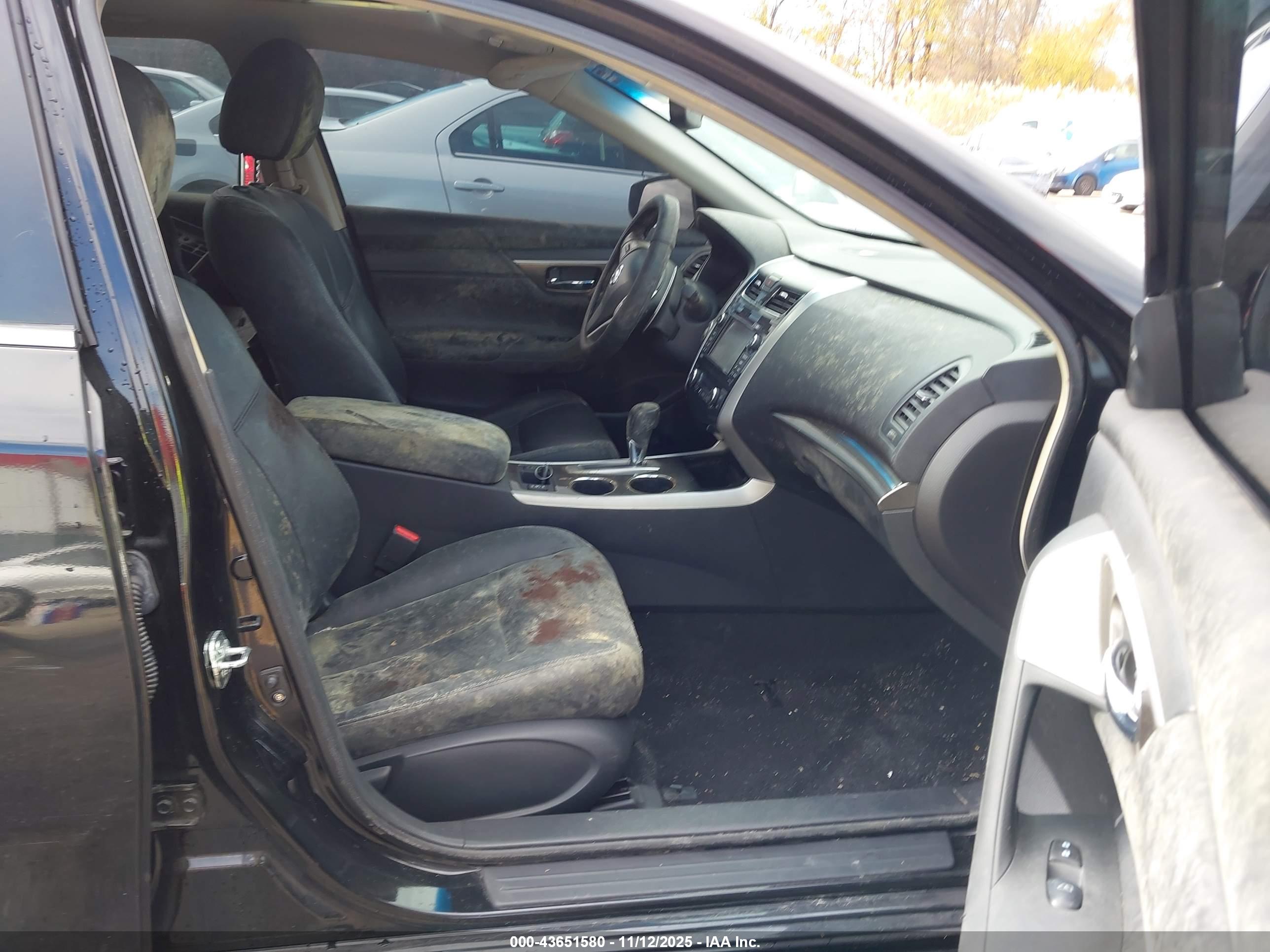 NISSAN ALTIMA image 5