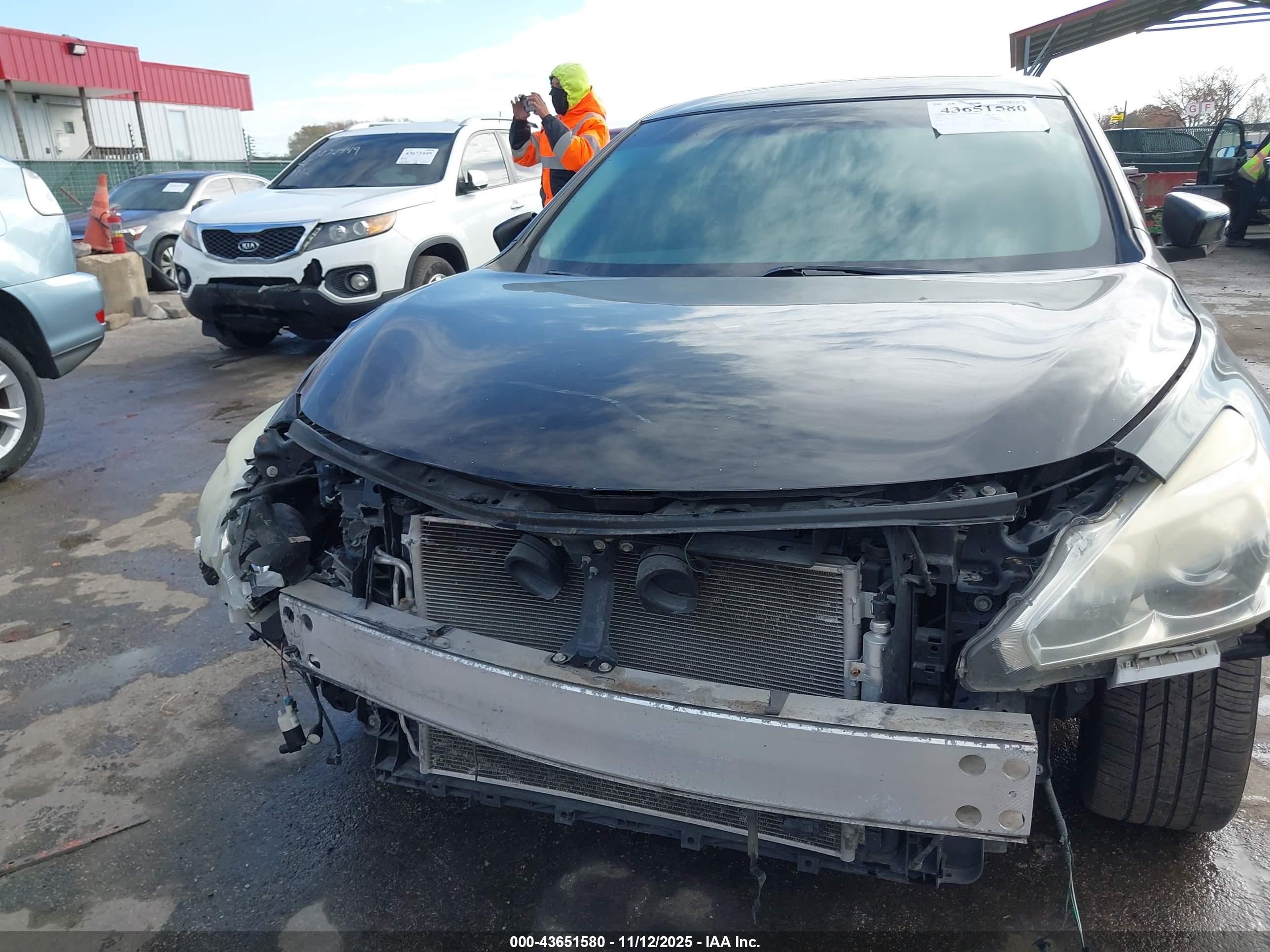 NISSAN ALTIMA image 6