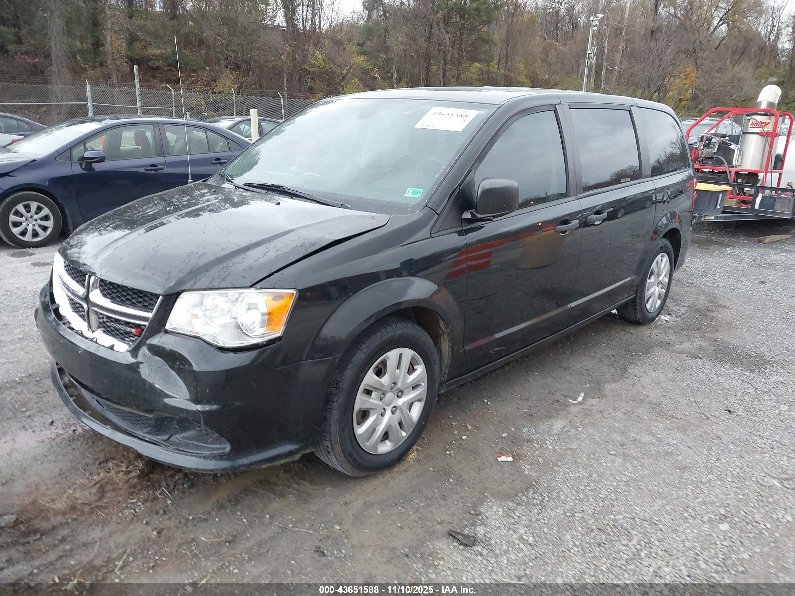 DODGE GRAND image 2