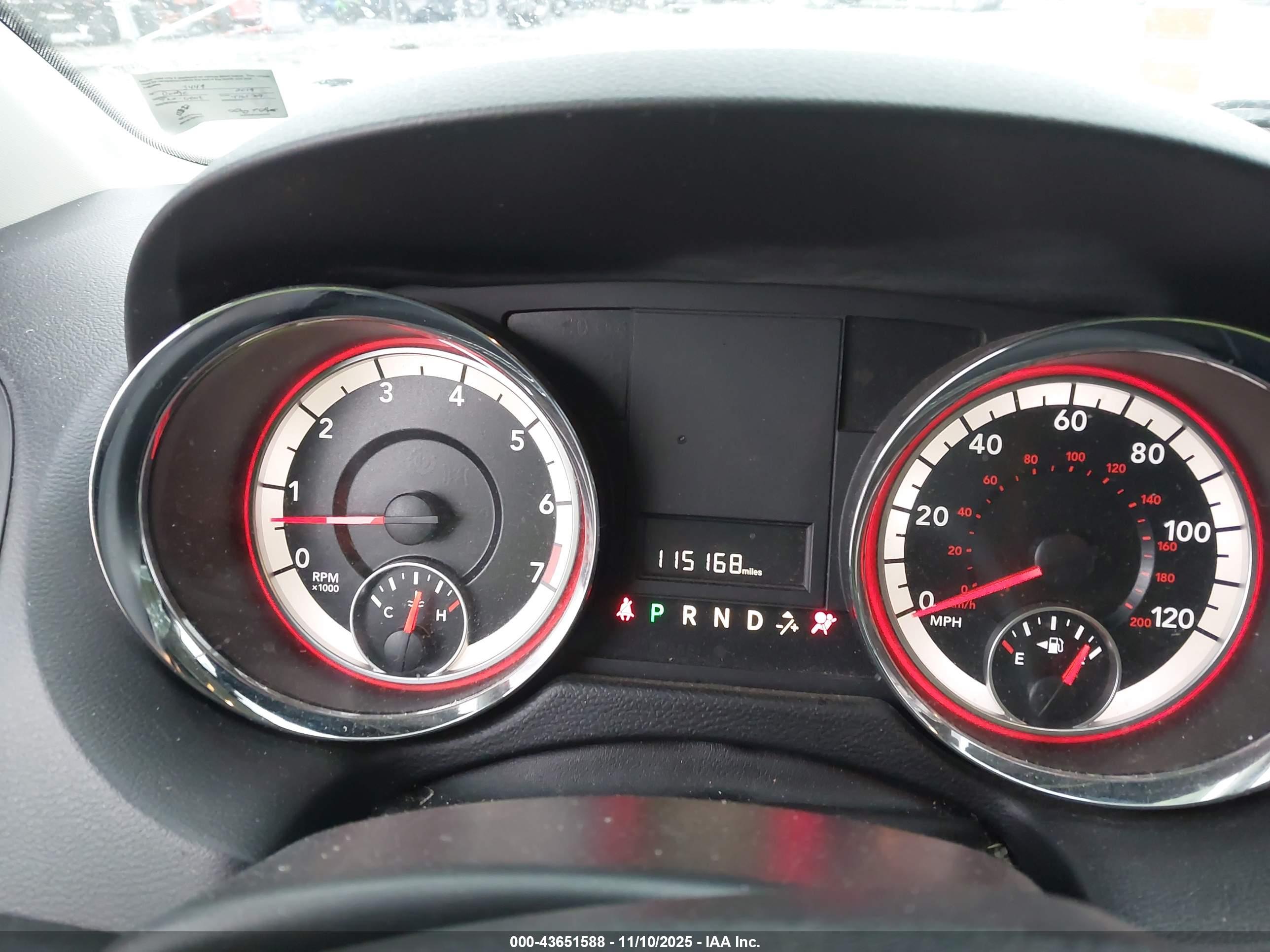 DODGE GRAND image 7
