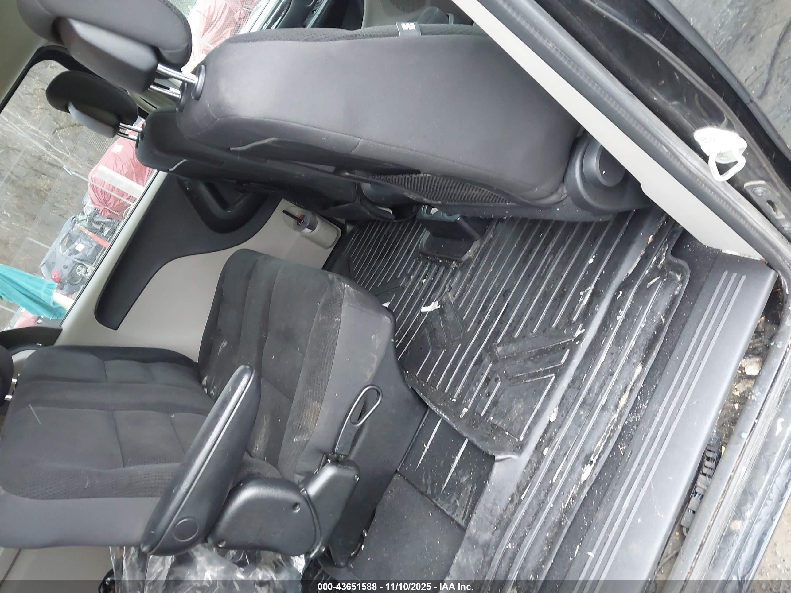 DODGE GRAND image 8