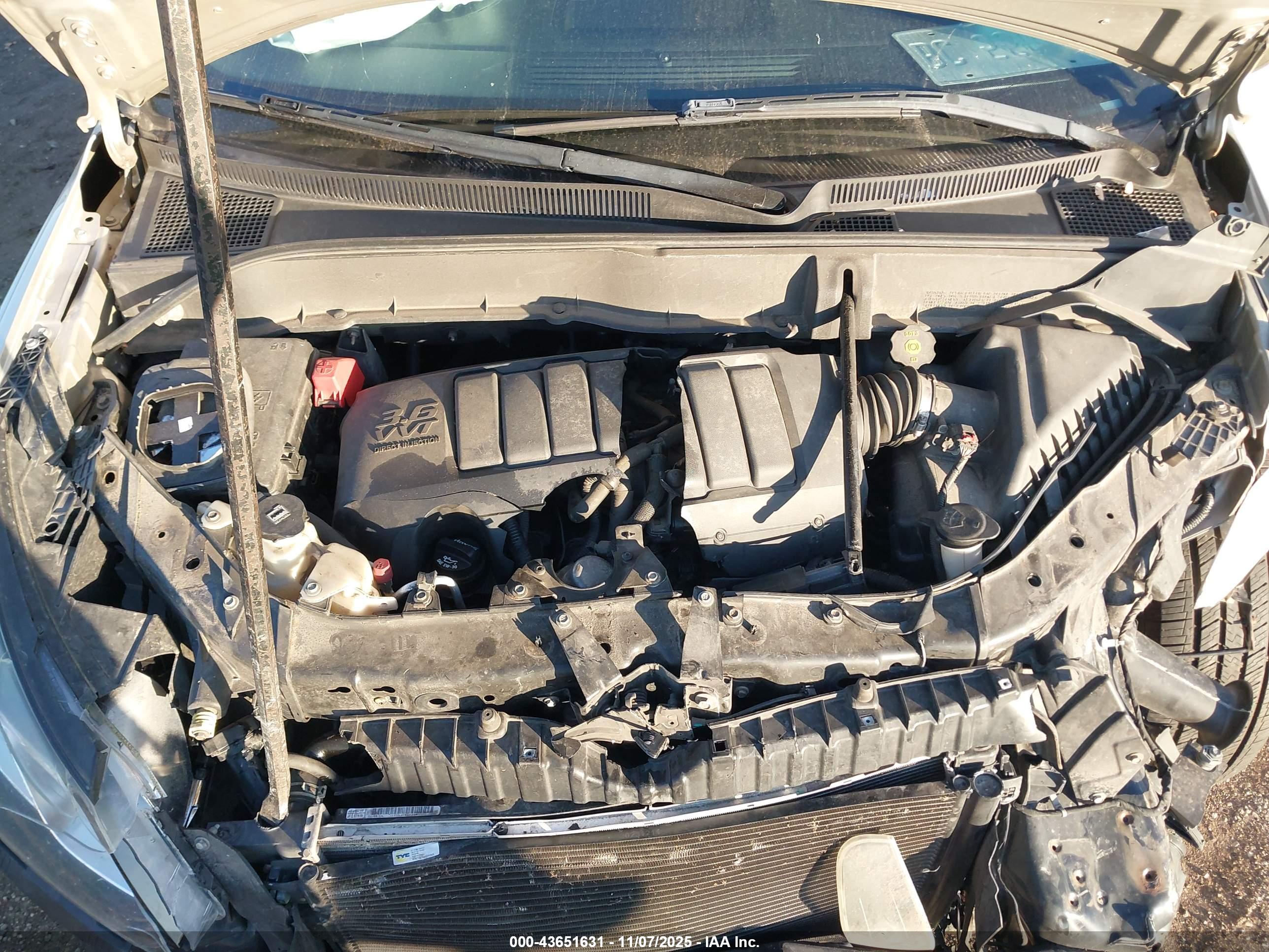 CHEVROLET TRAVERSE image 10