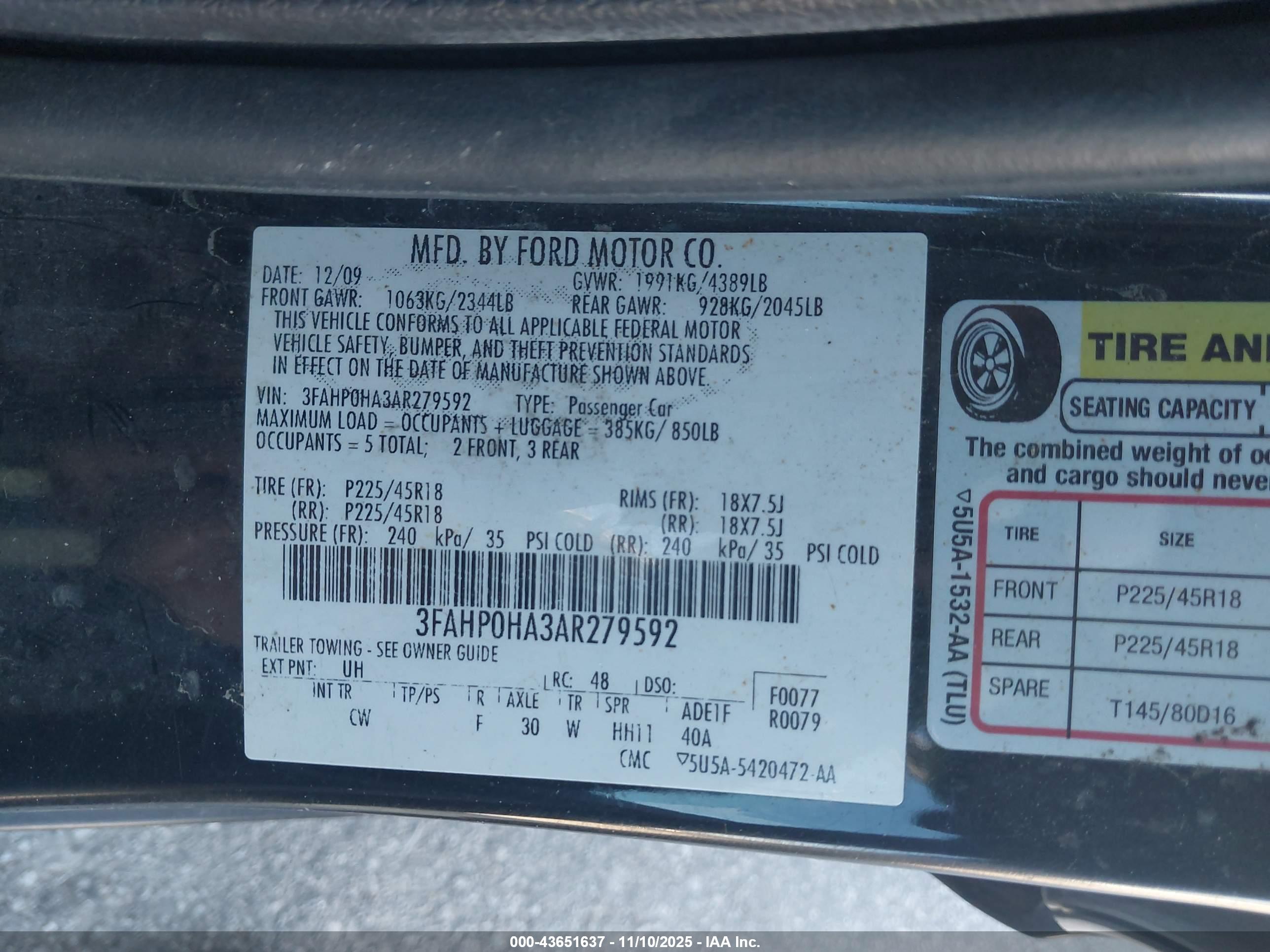 FORD FUSION image 9