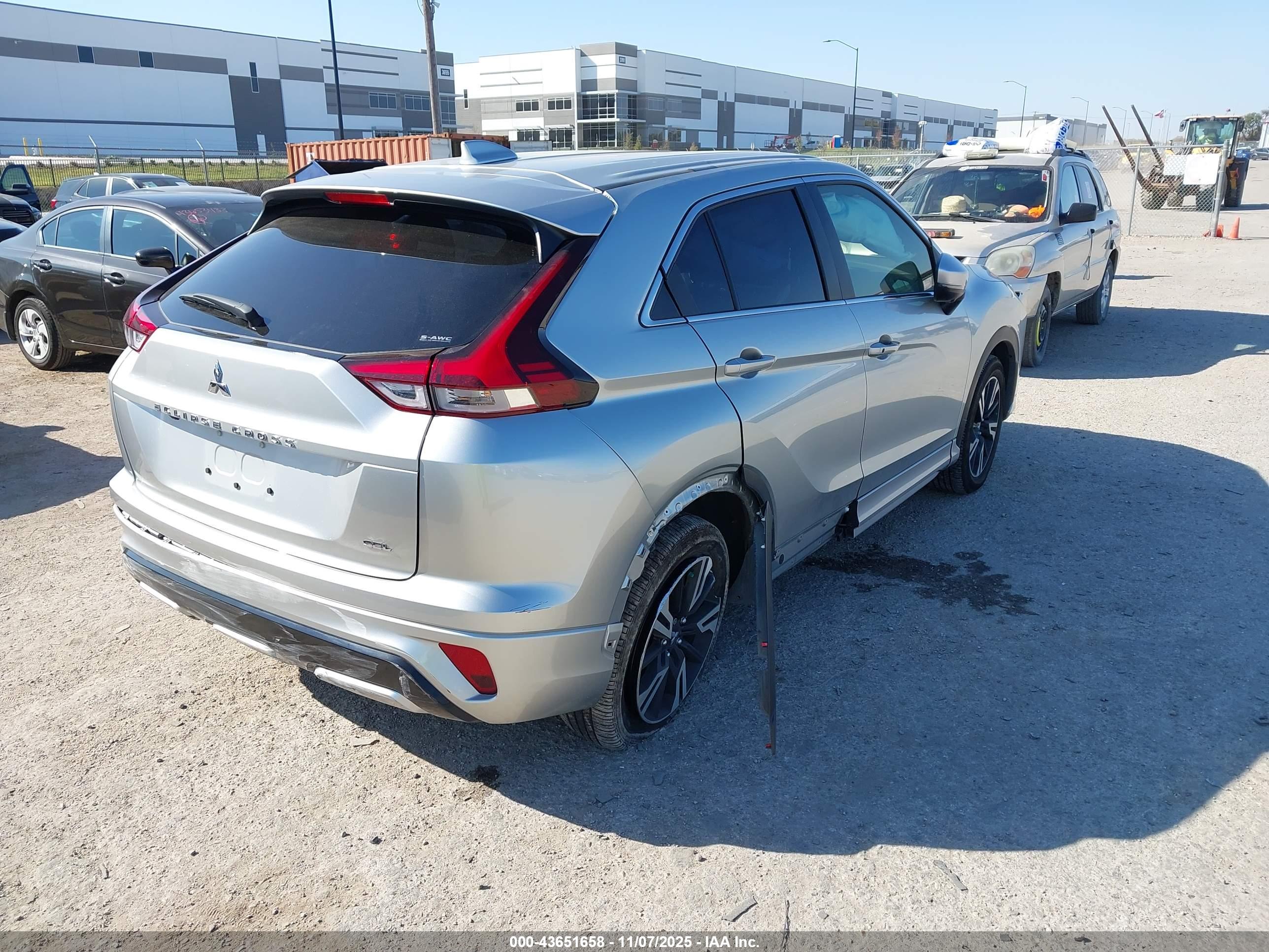 MITSUBISHI ECLIPSE image 4