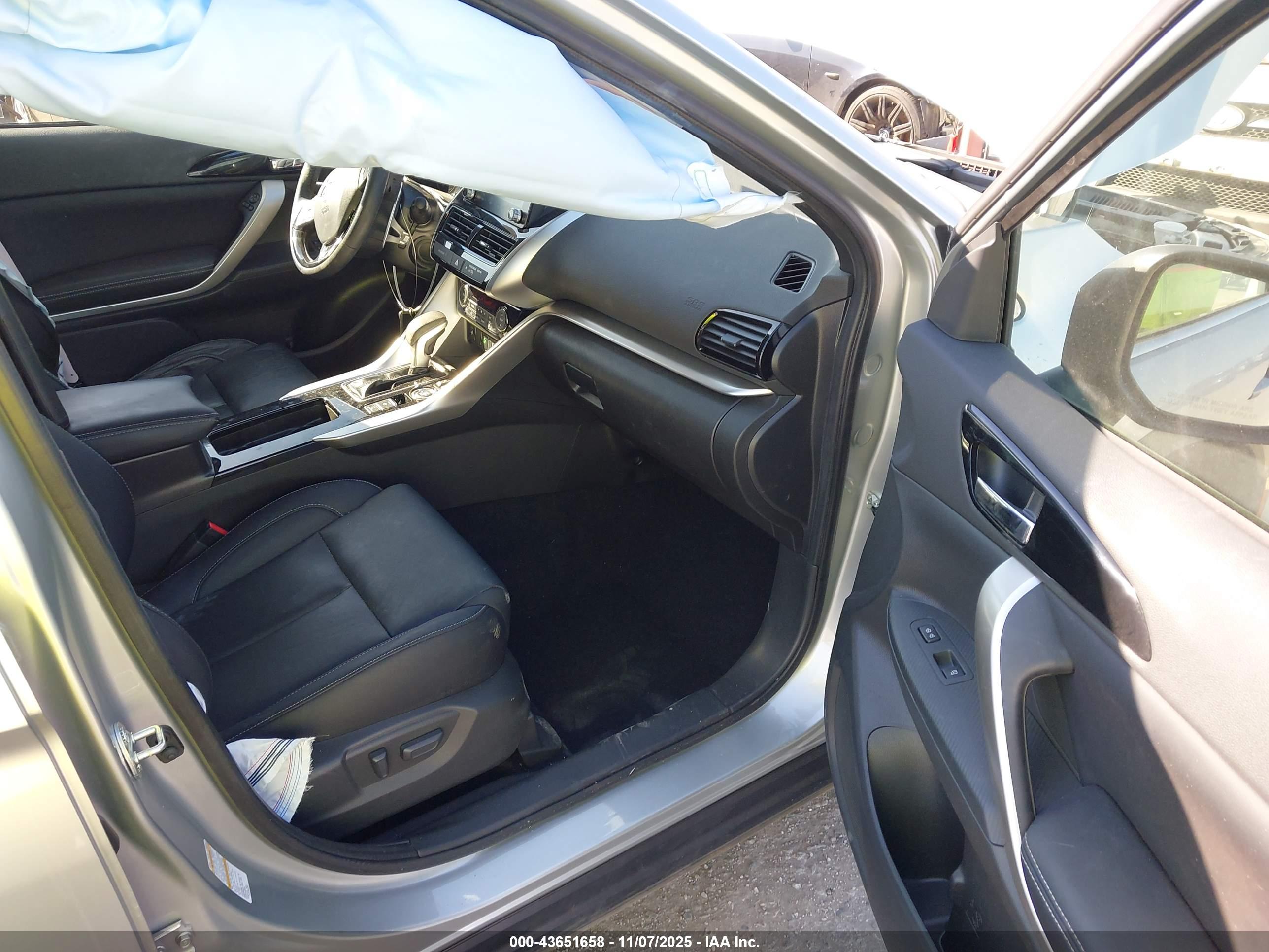 MITSUBISHI ECLIPSE image 5