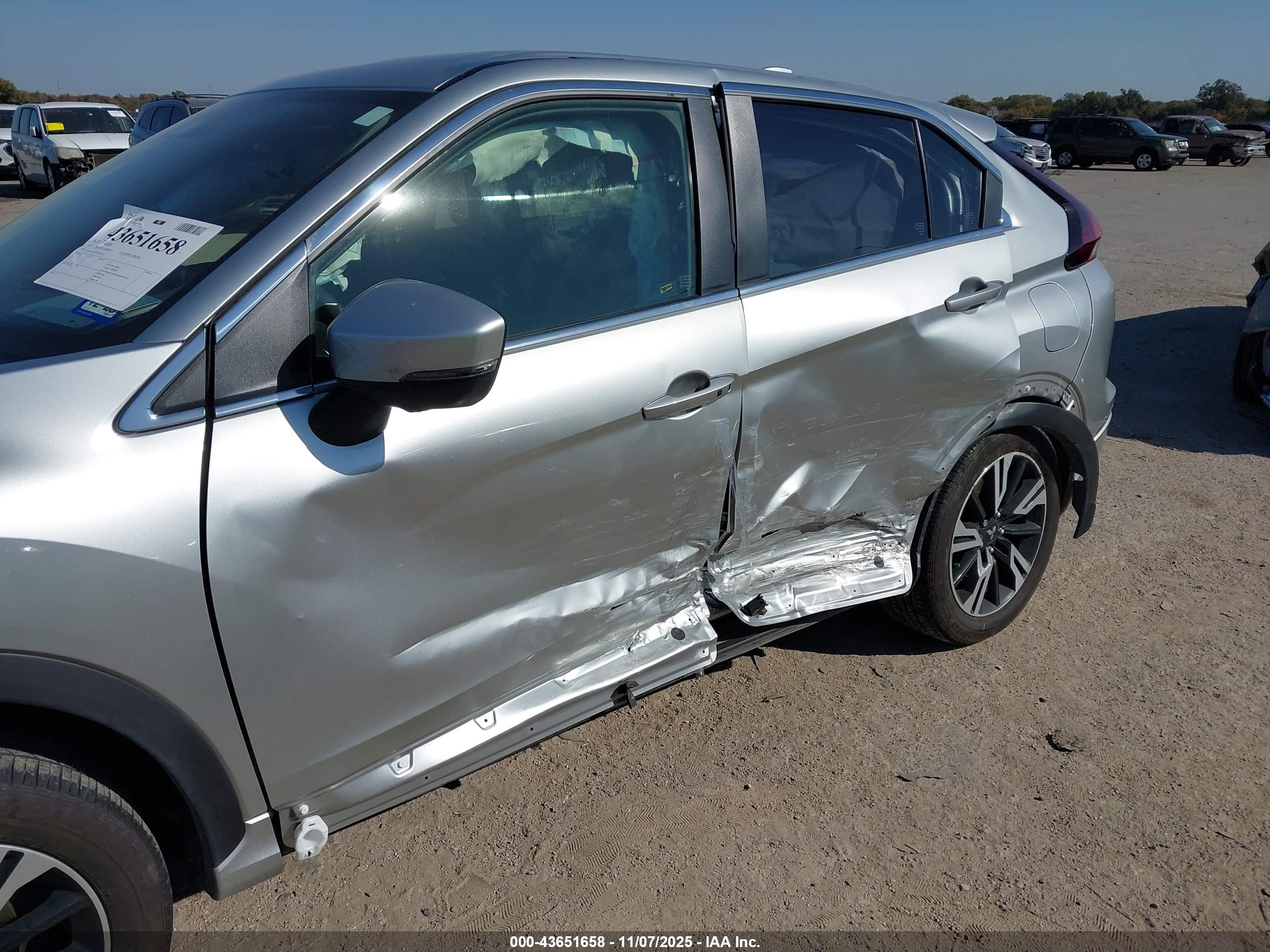 MITSUBISHI ECLIPSE image 6
