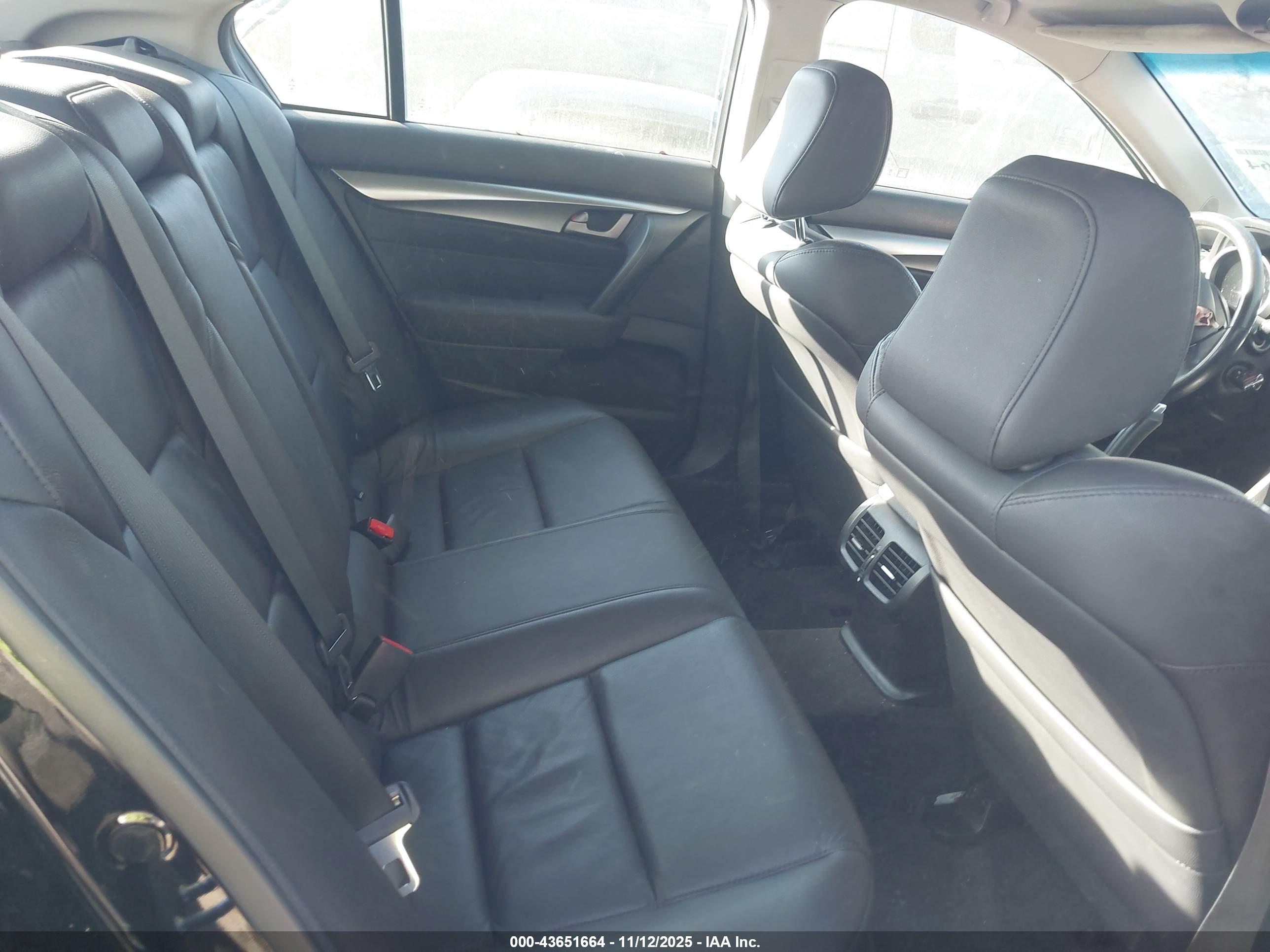 ACURA TL image 8