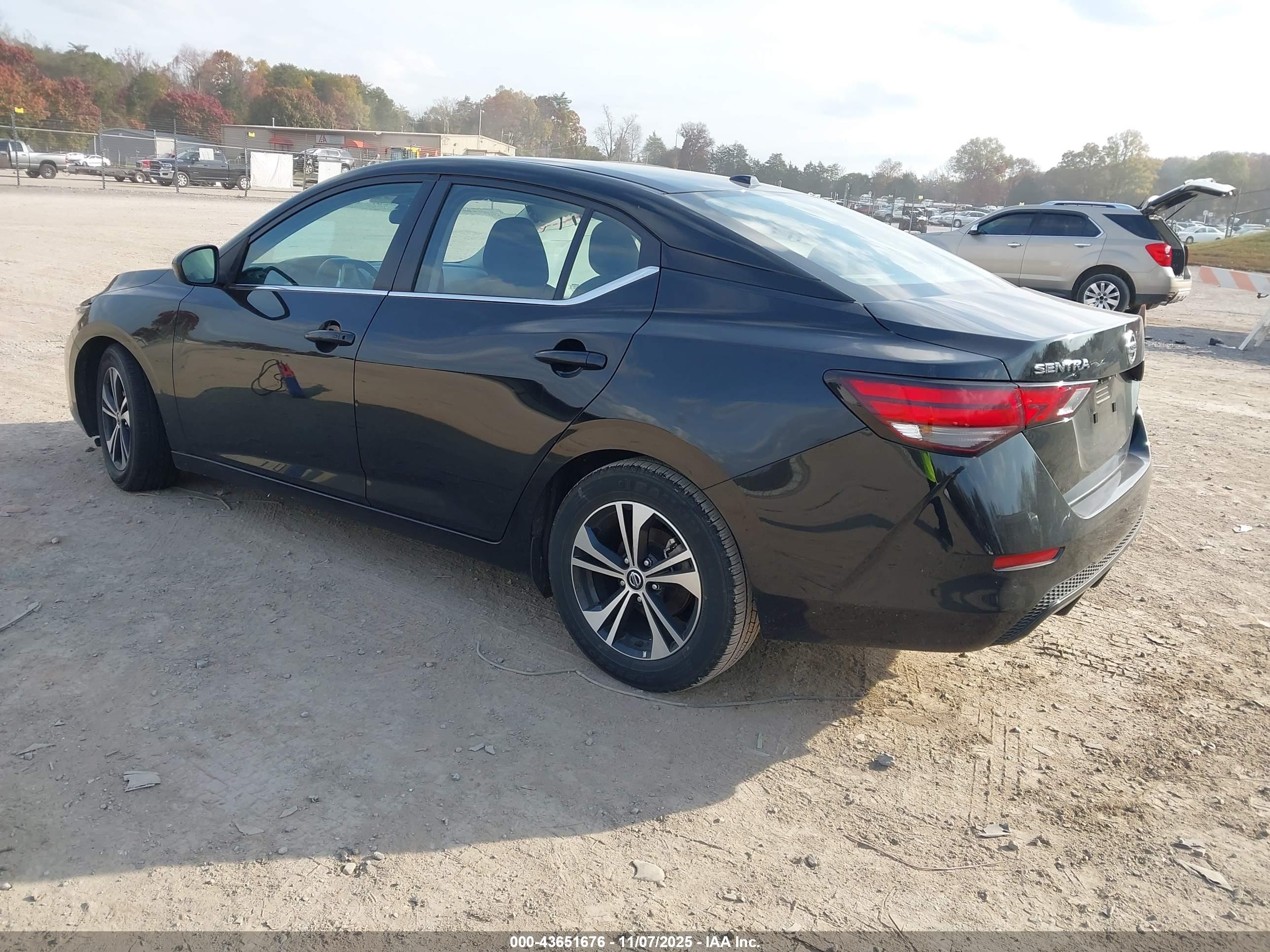 NISSAN SENTRA image 3