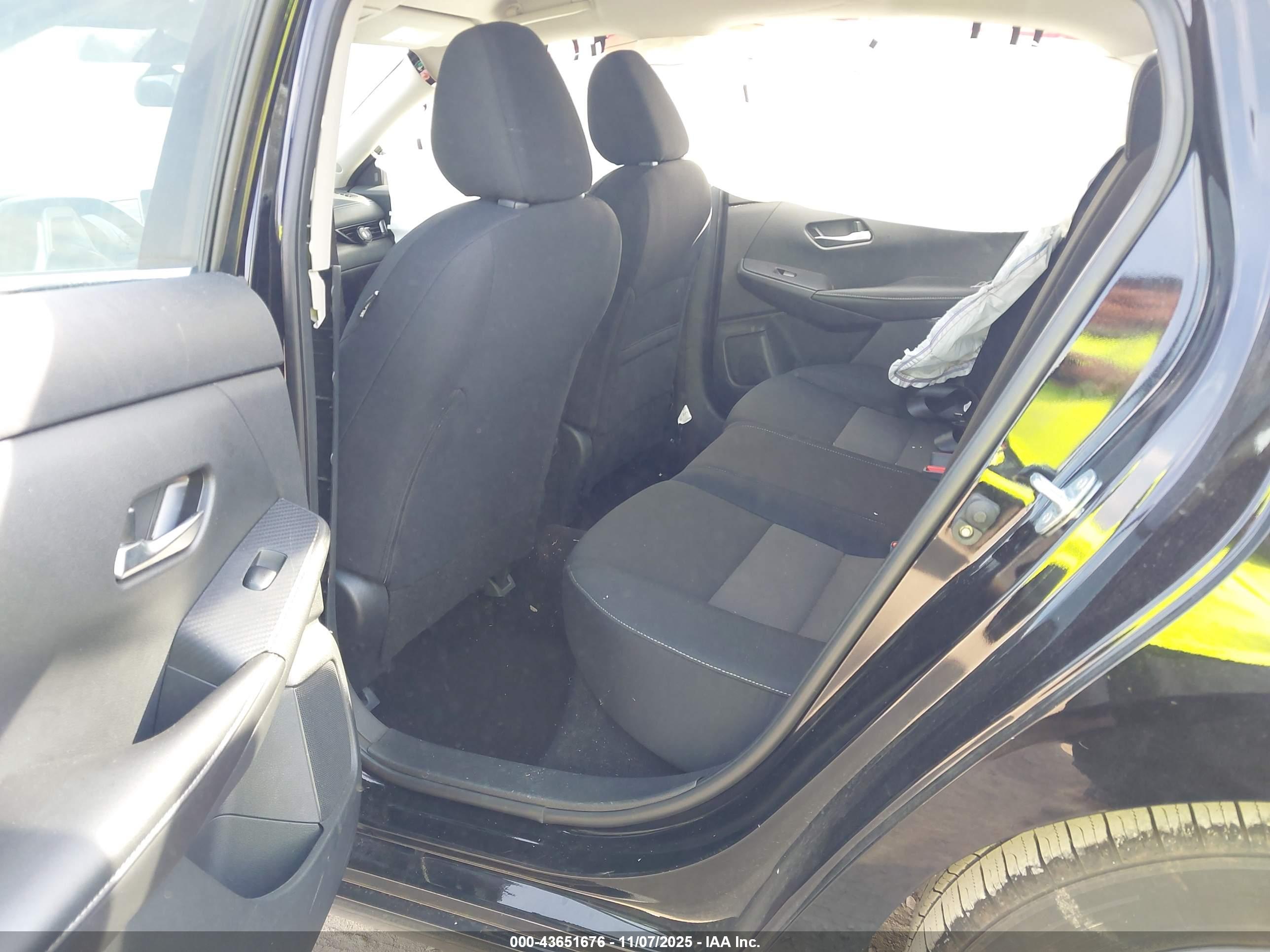 NISSAN SENTRA image 8