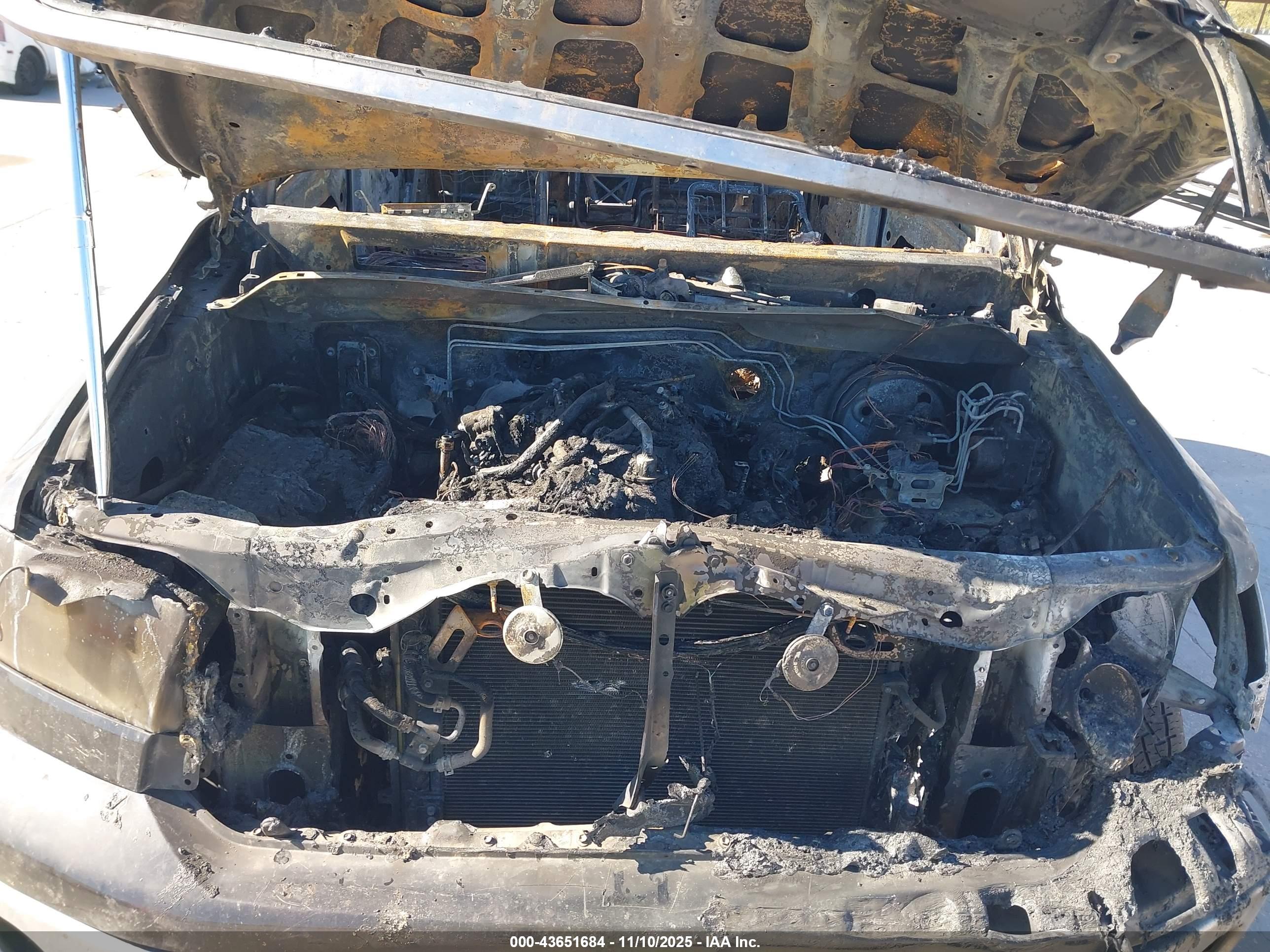 TOYOTA TUNDRA image 10