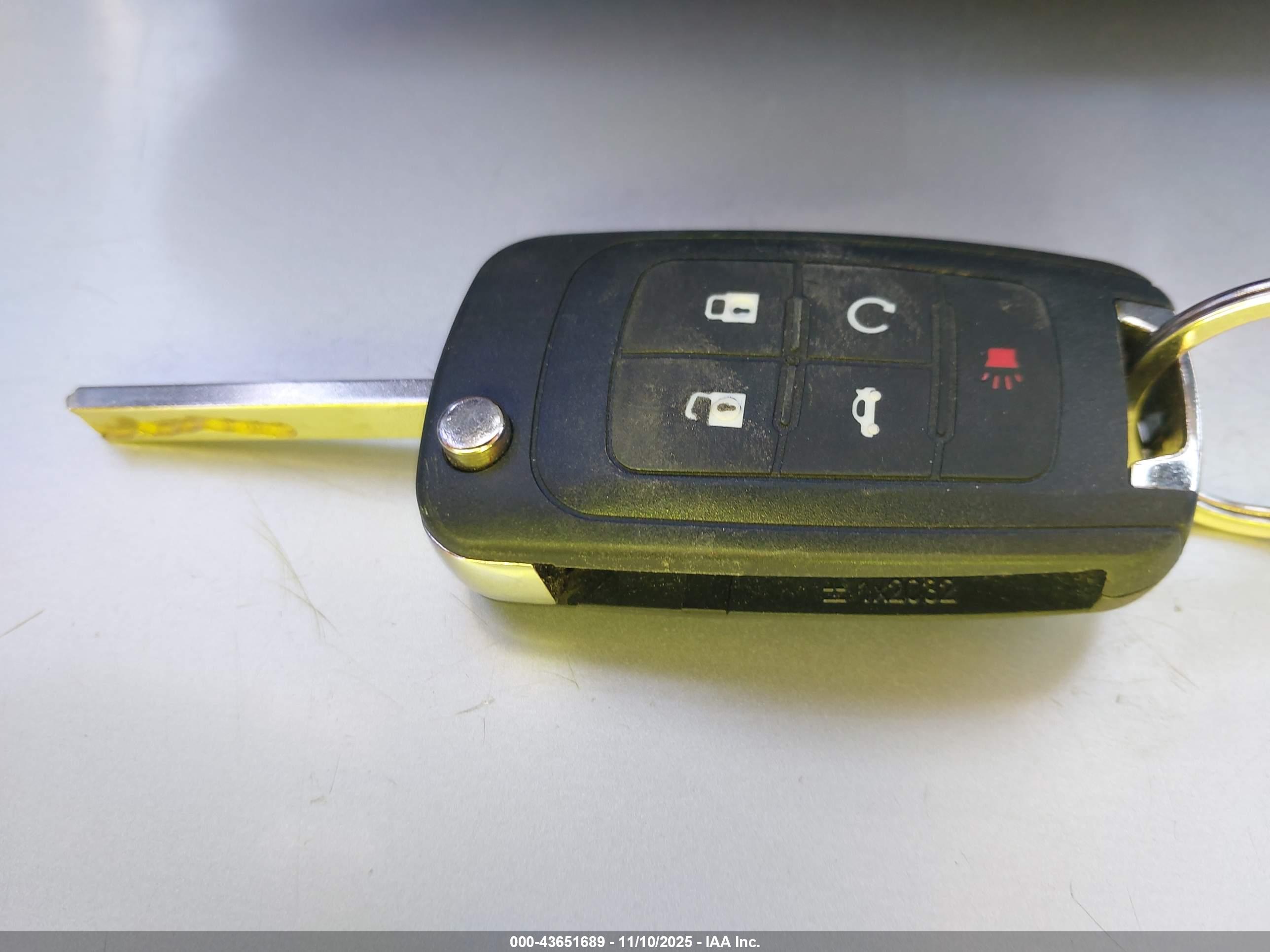 CHEVROLET EQUINOX image 11