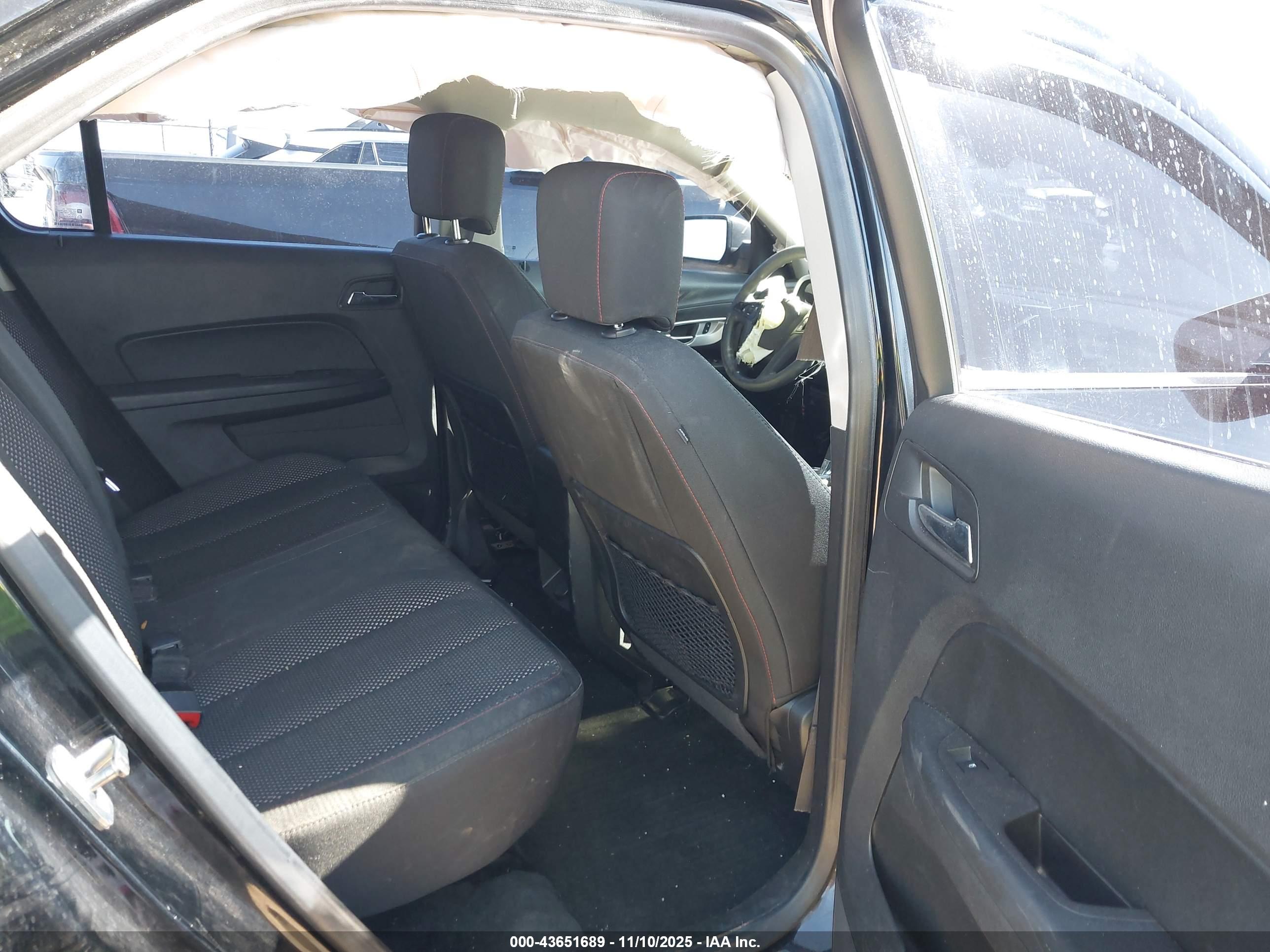 CHEVROLET EQUINOX image 8