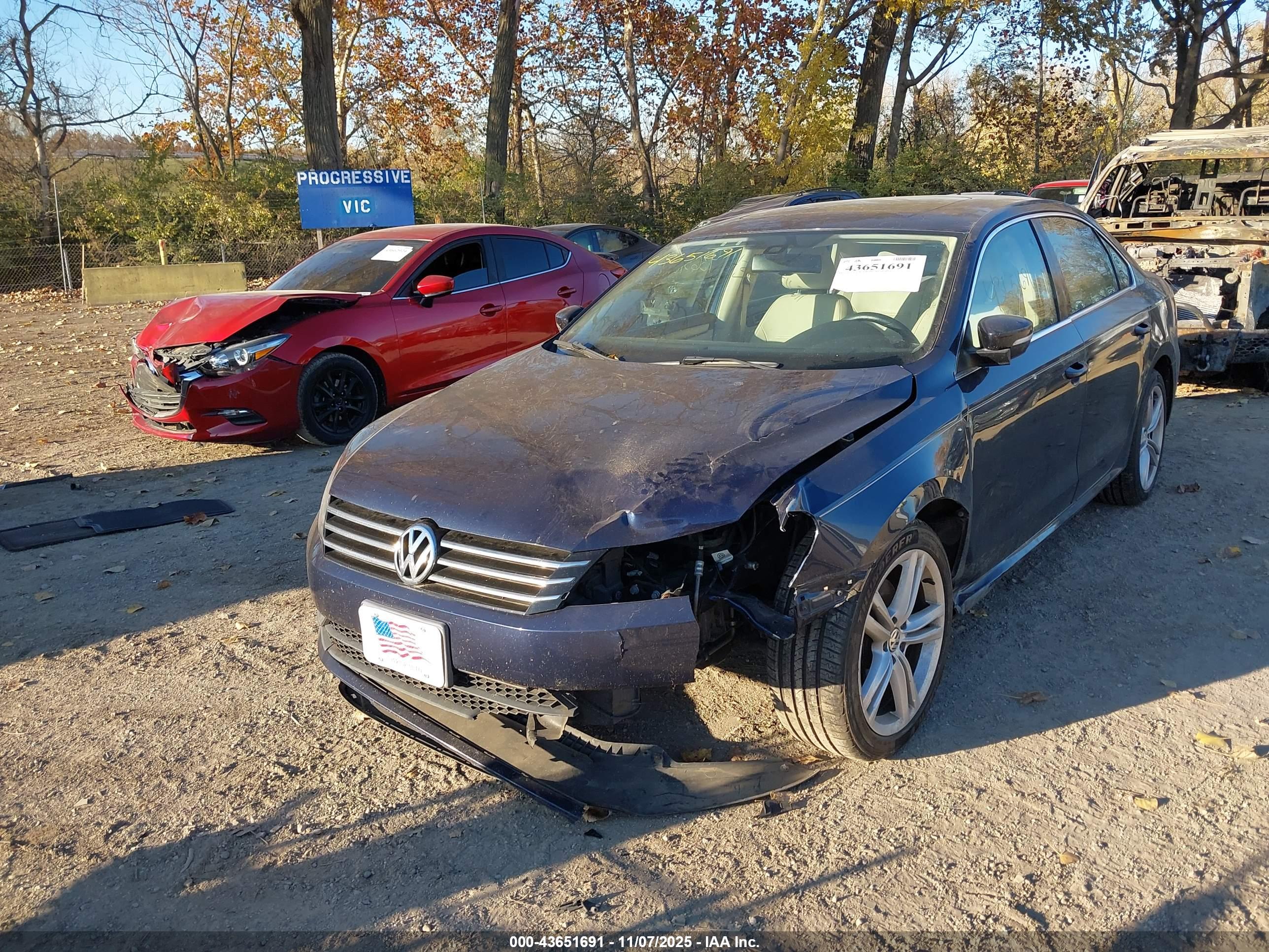 VOLKSWAGEN PASSAT image 2