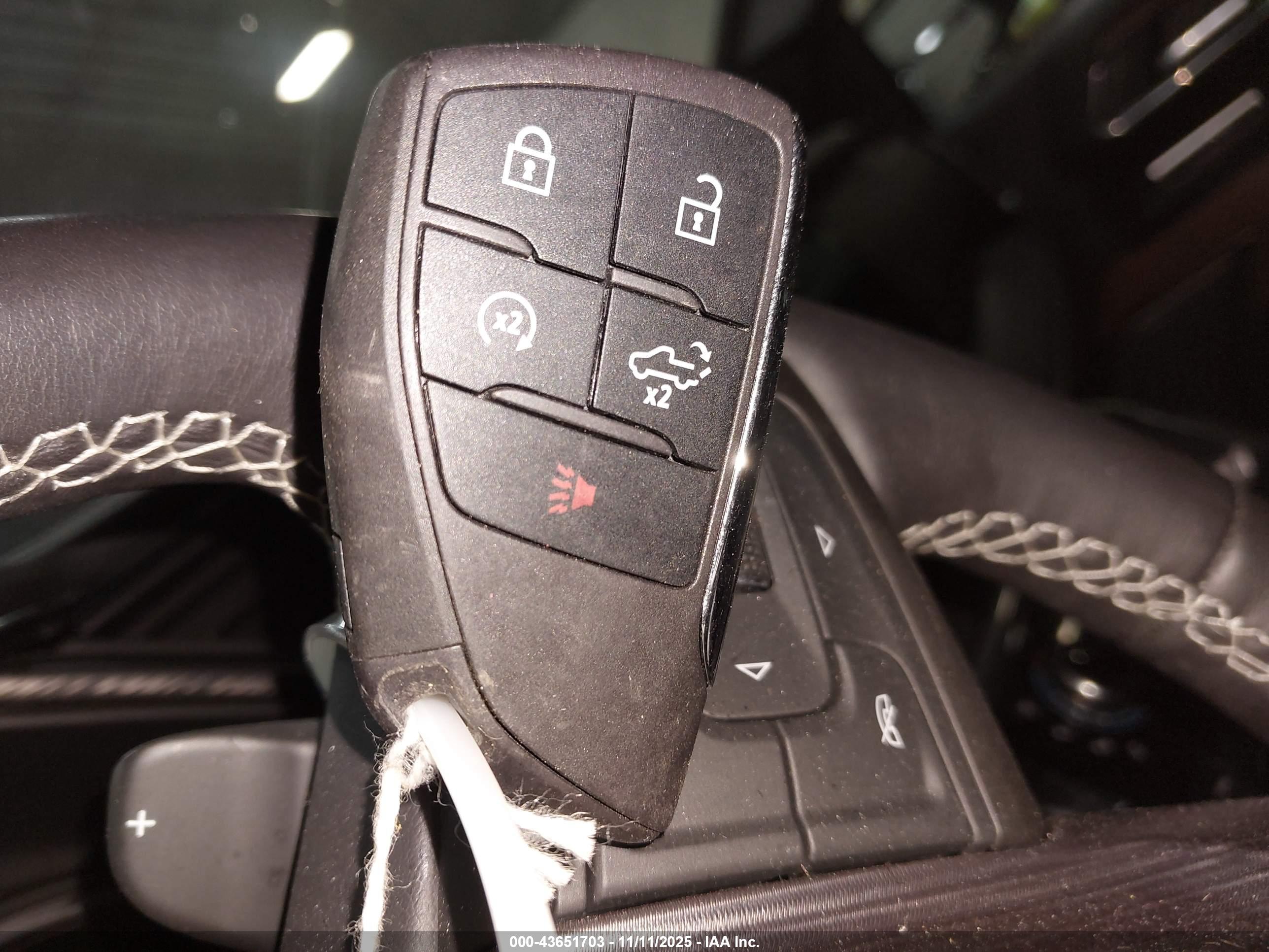 GMC SIERRA image 11